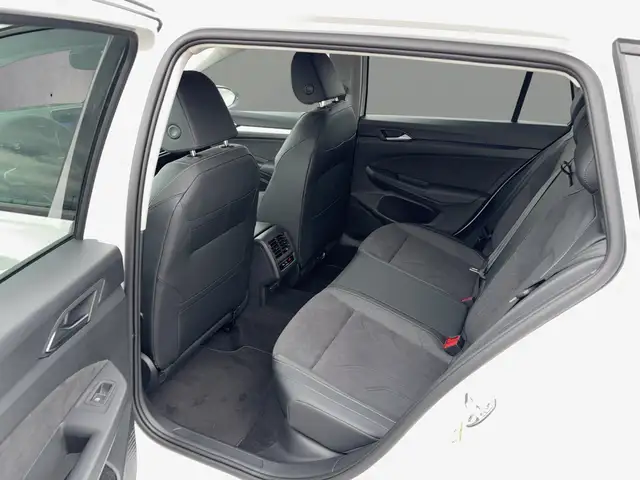 Volkswagen Golf view 12