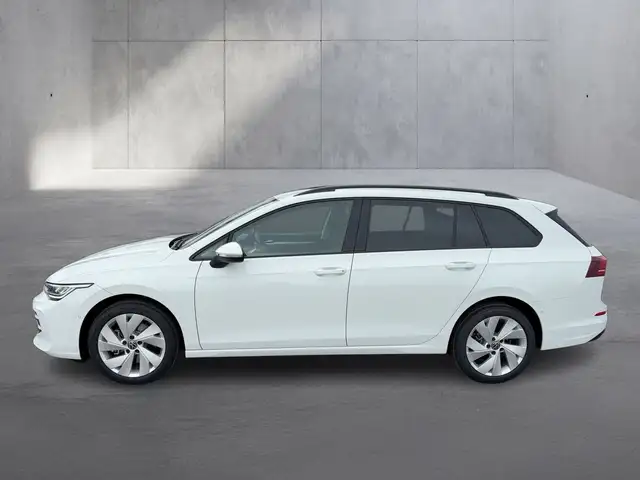 Volkswagen Golf view 2
