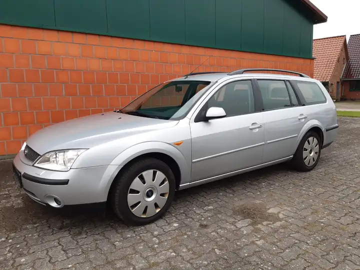 Ford Mondeo 1.8 Kombi 1.Hand -Liebhaberzustand