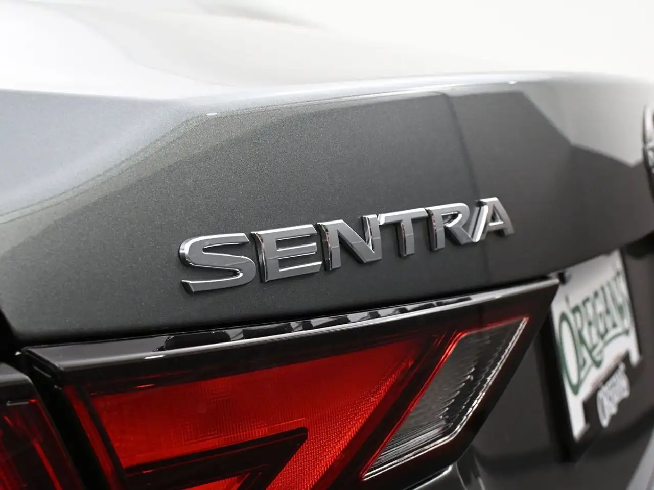 Nissan Sentra снимка Nissan Sentra