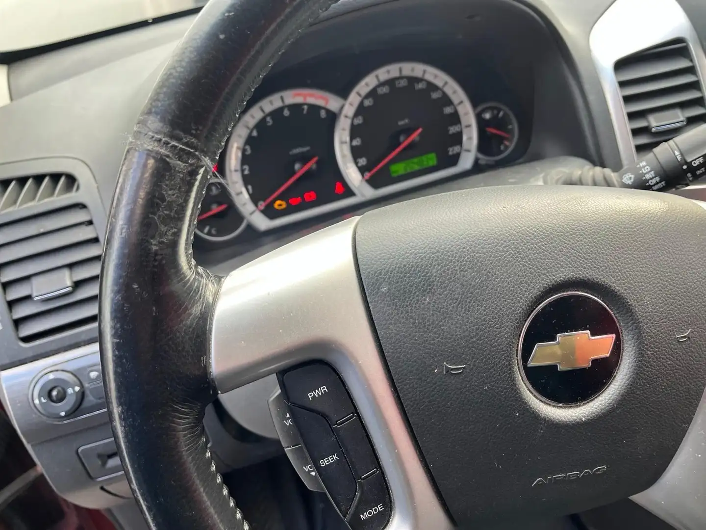 Chevrolet Captiva 2.4 2WD 7 Sitzer Gas LS Rood - 1