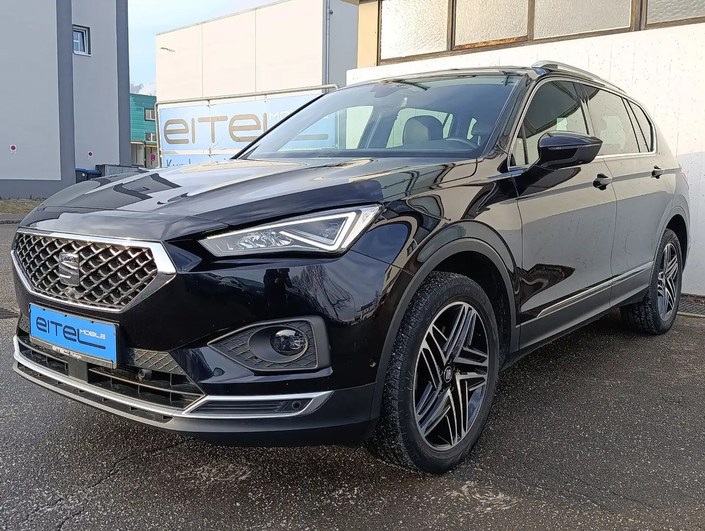 SEAT Tarraco 2,0d Xcellence 4Drive 7 Sitzer Navi LED Noir - 1