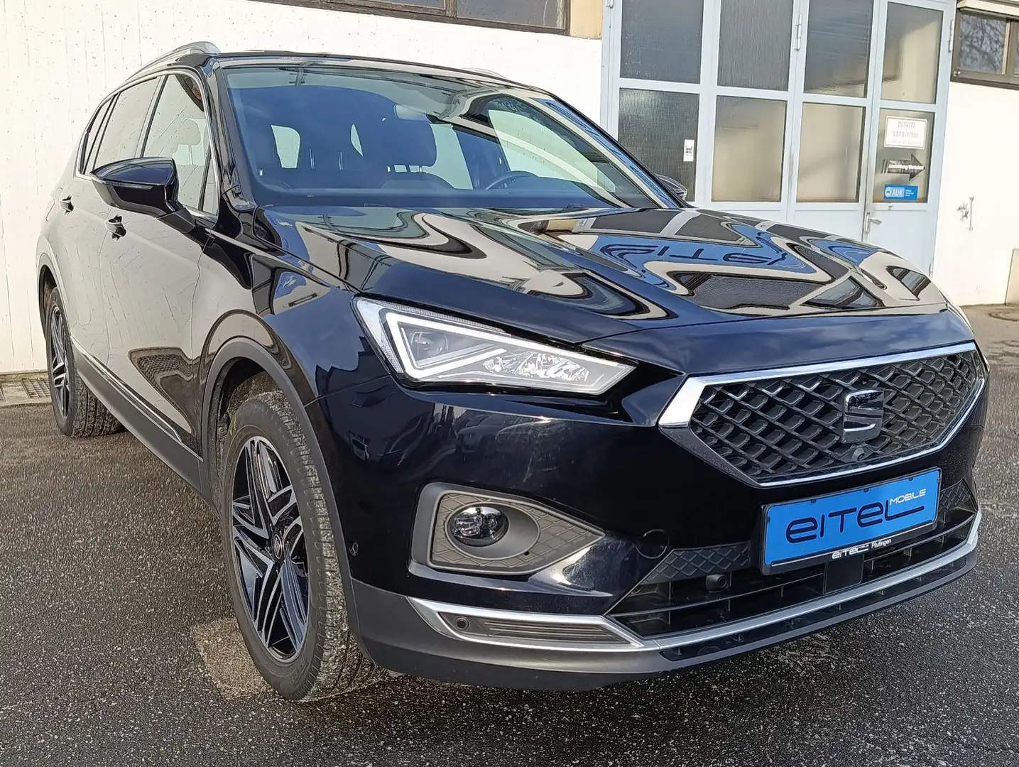 SEAT Tarraco 2,0d Xcellence 4Drive 7 Sitzer Navi LED Noir - 2
