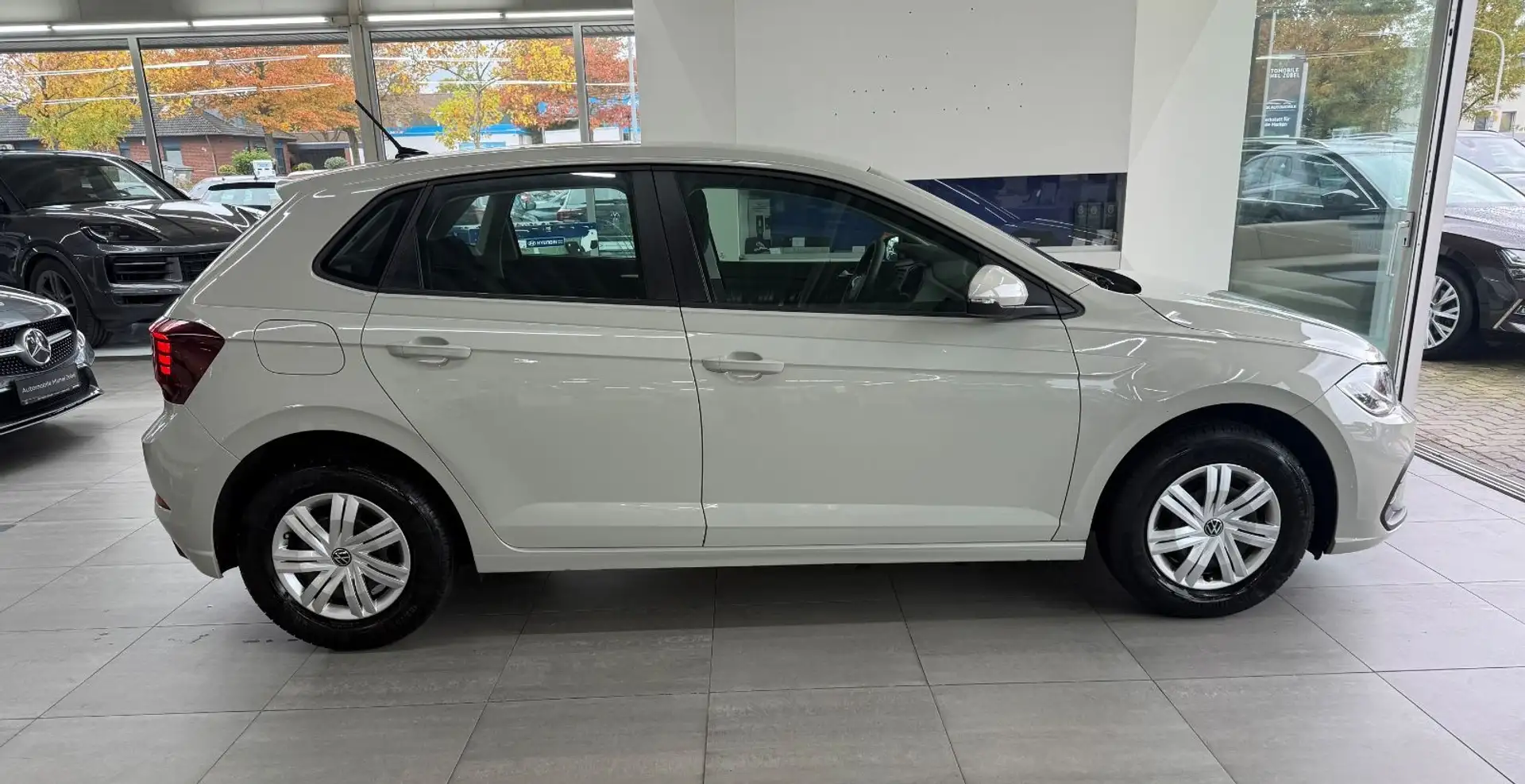 Volkswagen Polo VI*Virtual*Bluetooth*LED*DAB*LANE* Grün - 2