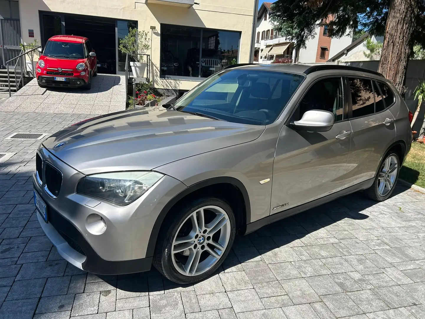 BMW X1 X1 E84 xdrive20d Futura CATENA NUOVA Marrone - 1