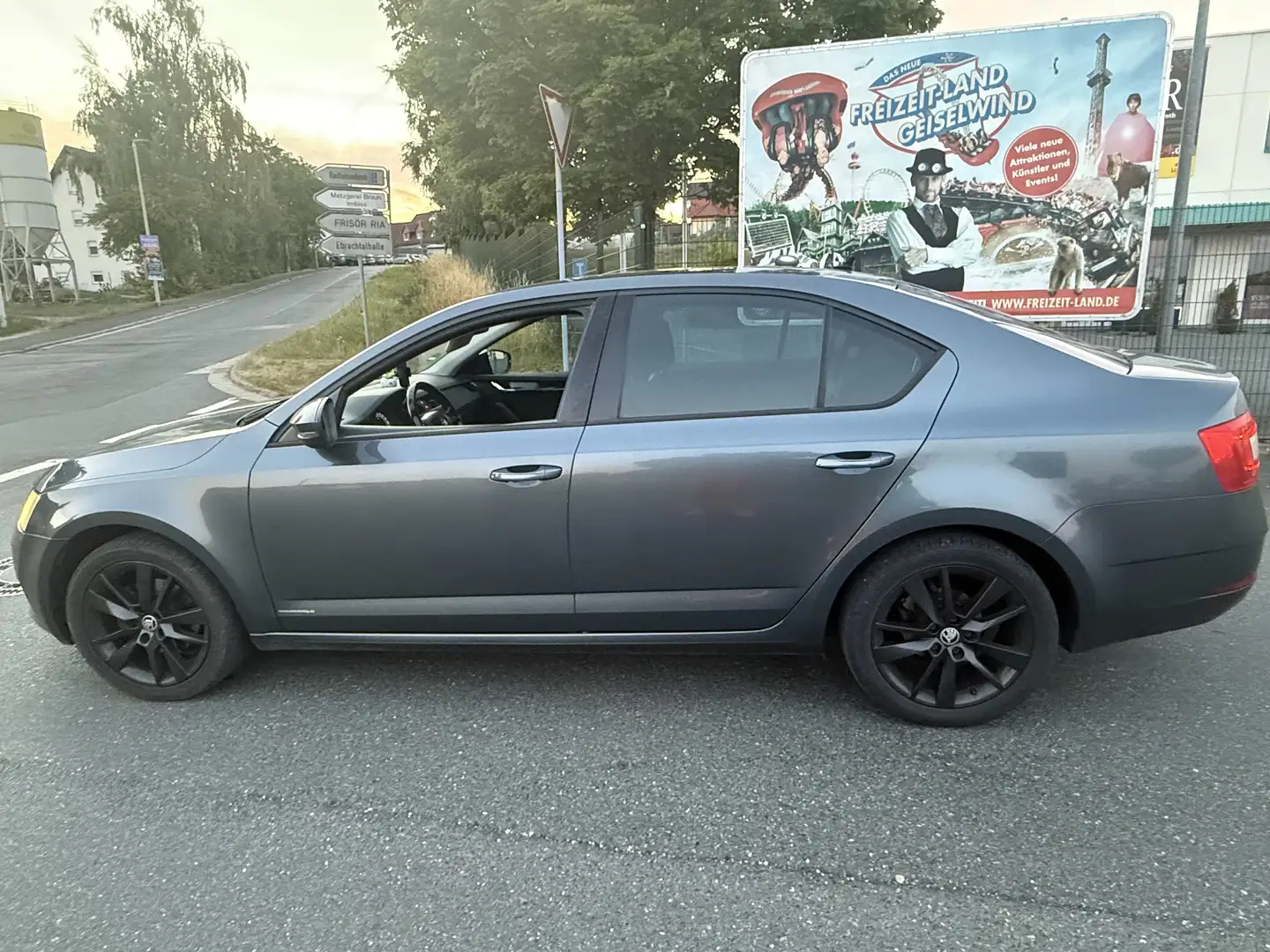 Skoda Octavia 2.0 TDI Ambition - 2