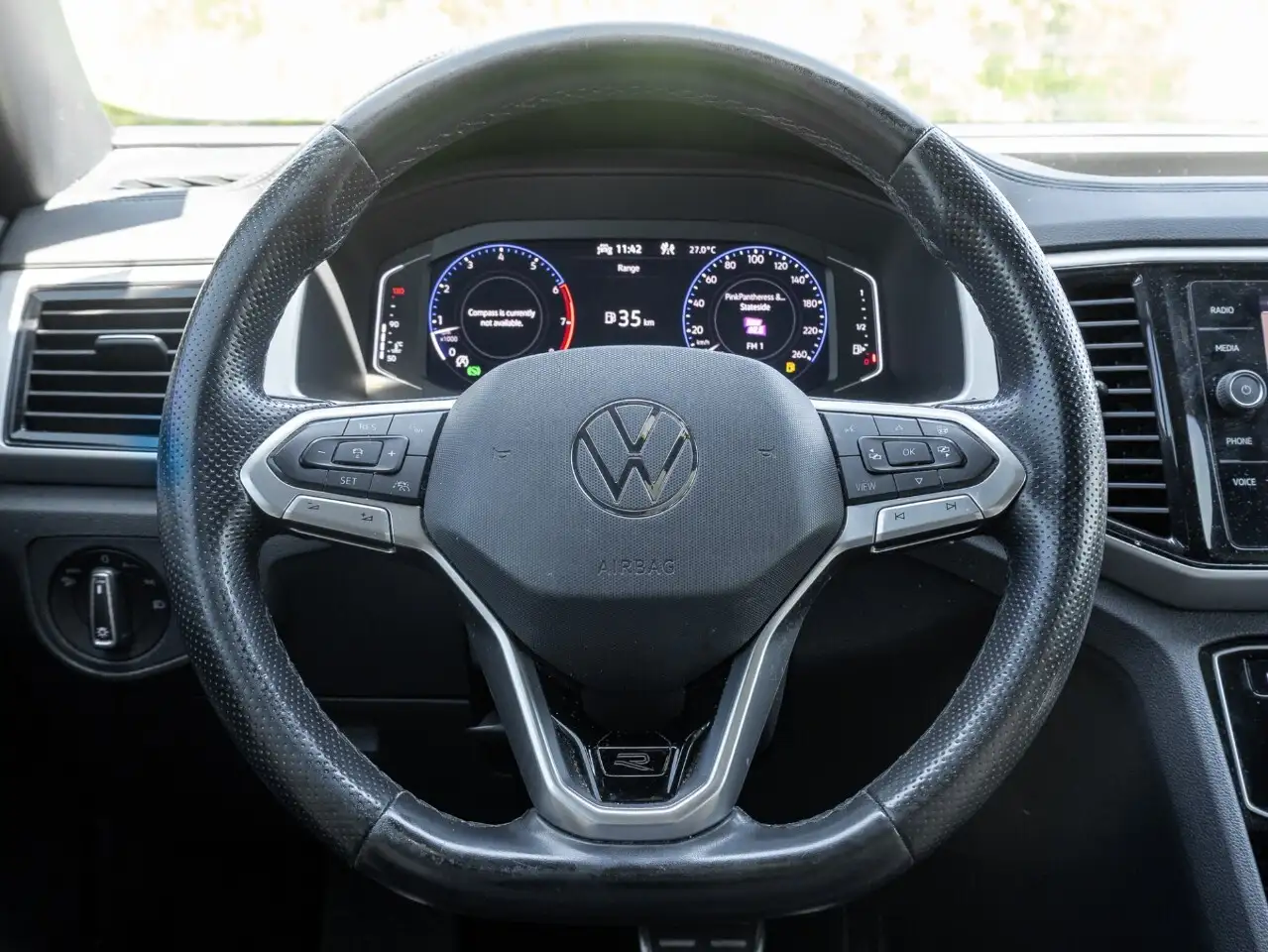 Volkswagen Atlas снимка Volkswagen Atlas