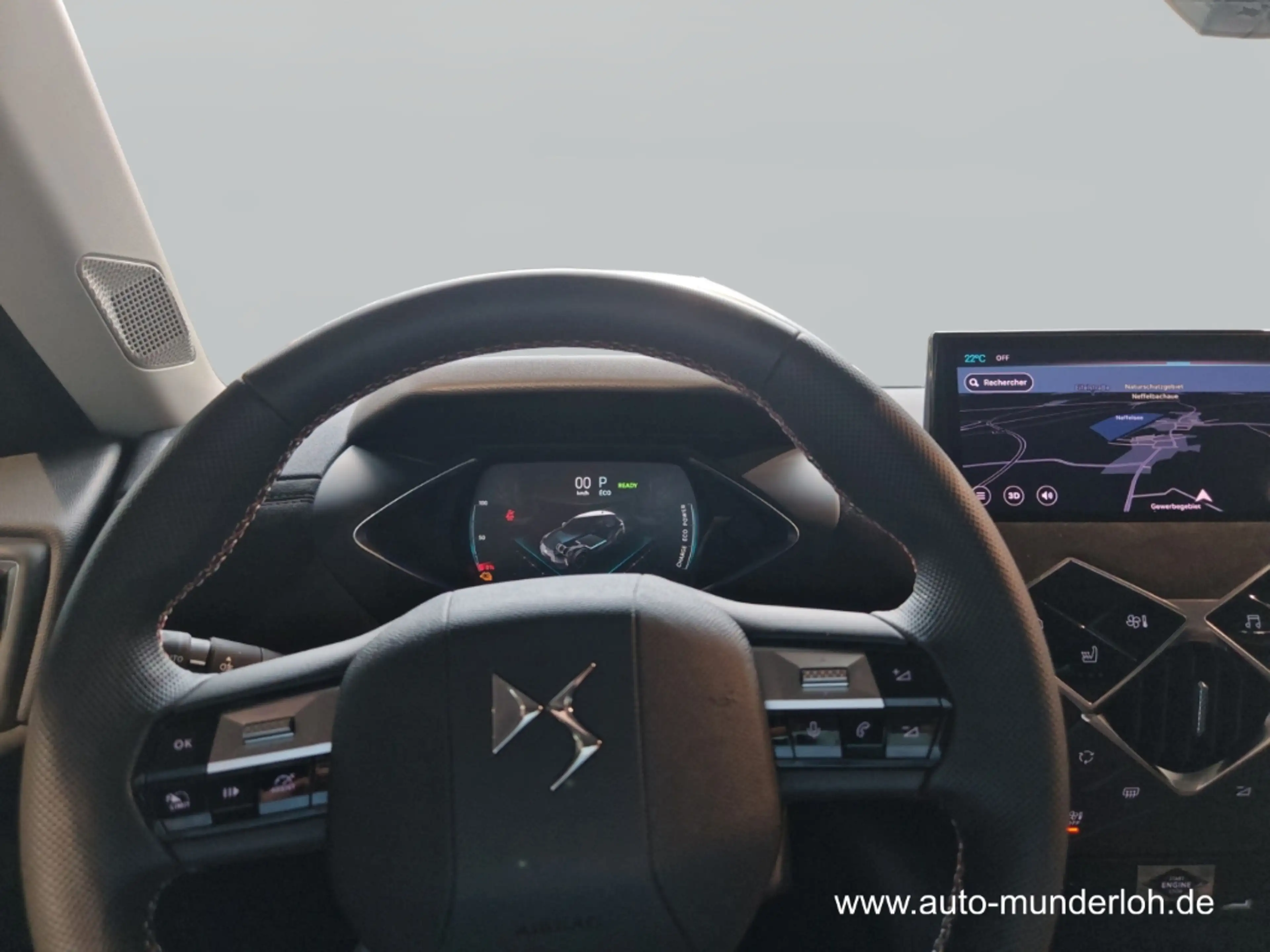 DS Automobiles DS 3 E-TENSE PERFORMANCE-LINE+ NAVI HEAD-UP SHZ KEYLES — photo 15