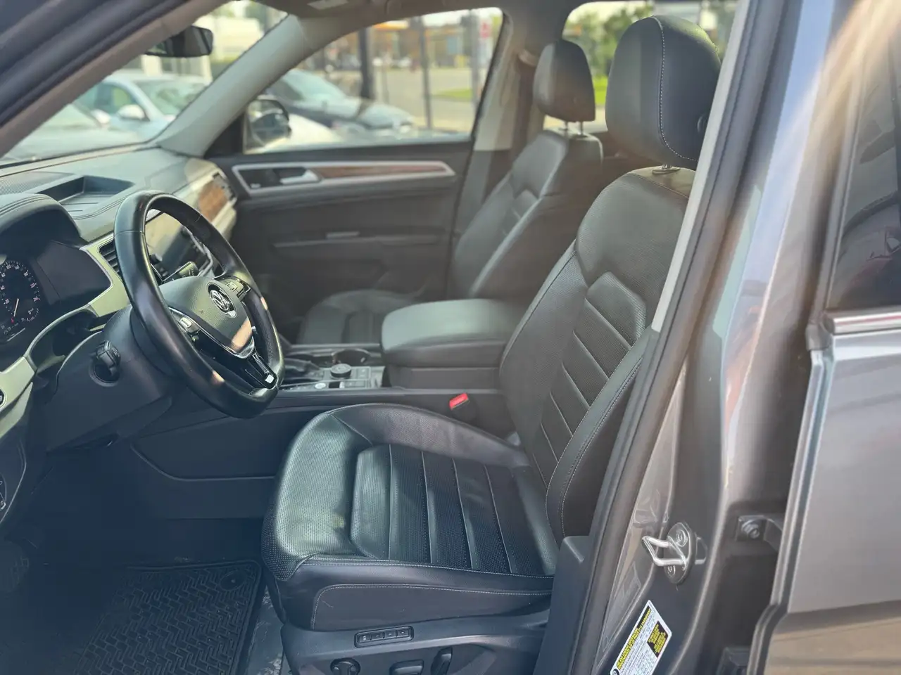Volkswagen Atlas снимка Volkswagen Atlas