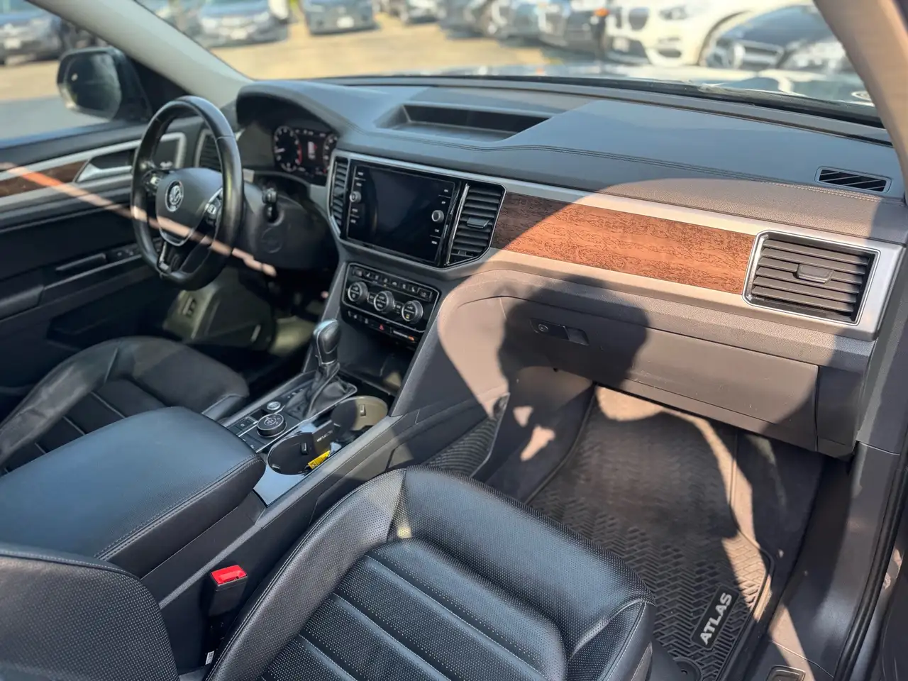 Volkswagen Atlas снимка Volkswagen Atlas