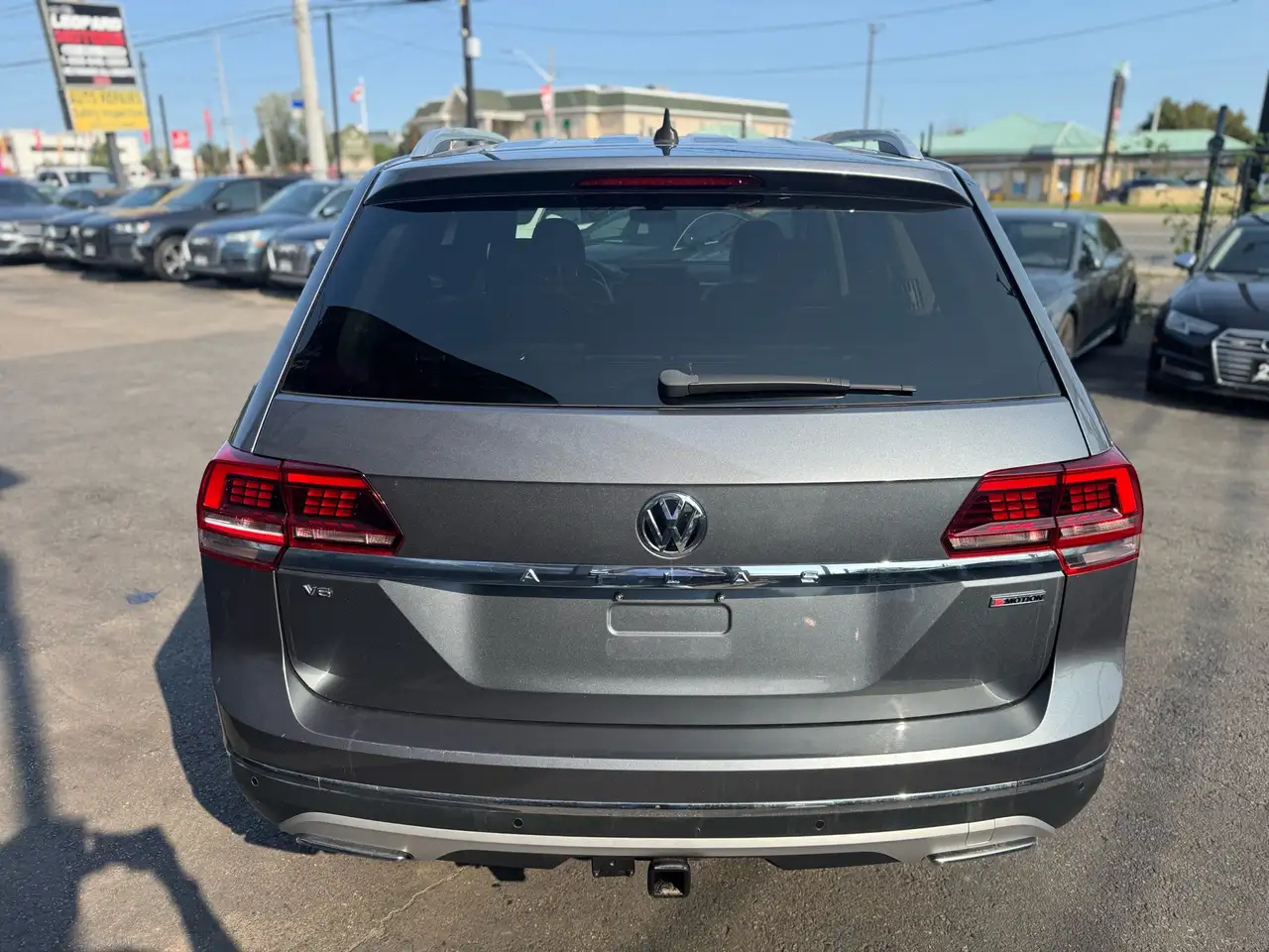 Volkswagen Atlas снимка Volkswagen Atlas