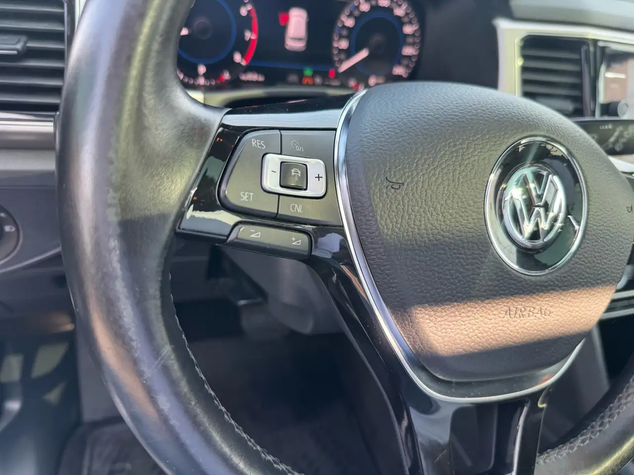 Volkswagen Atlas снимка Volkswagen Atlas