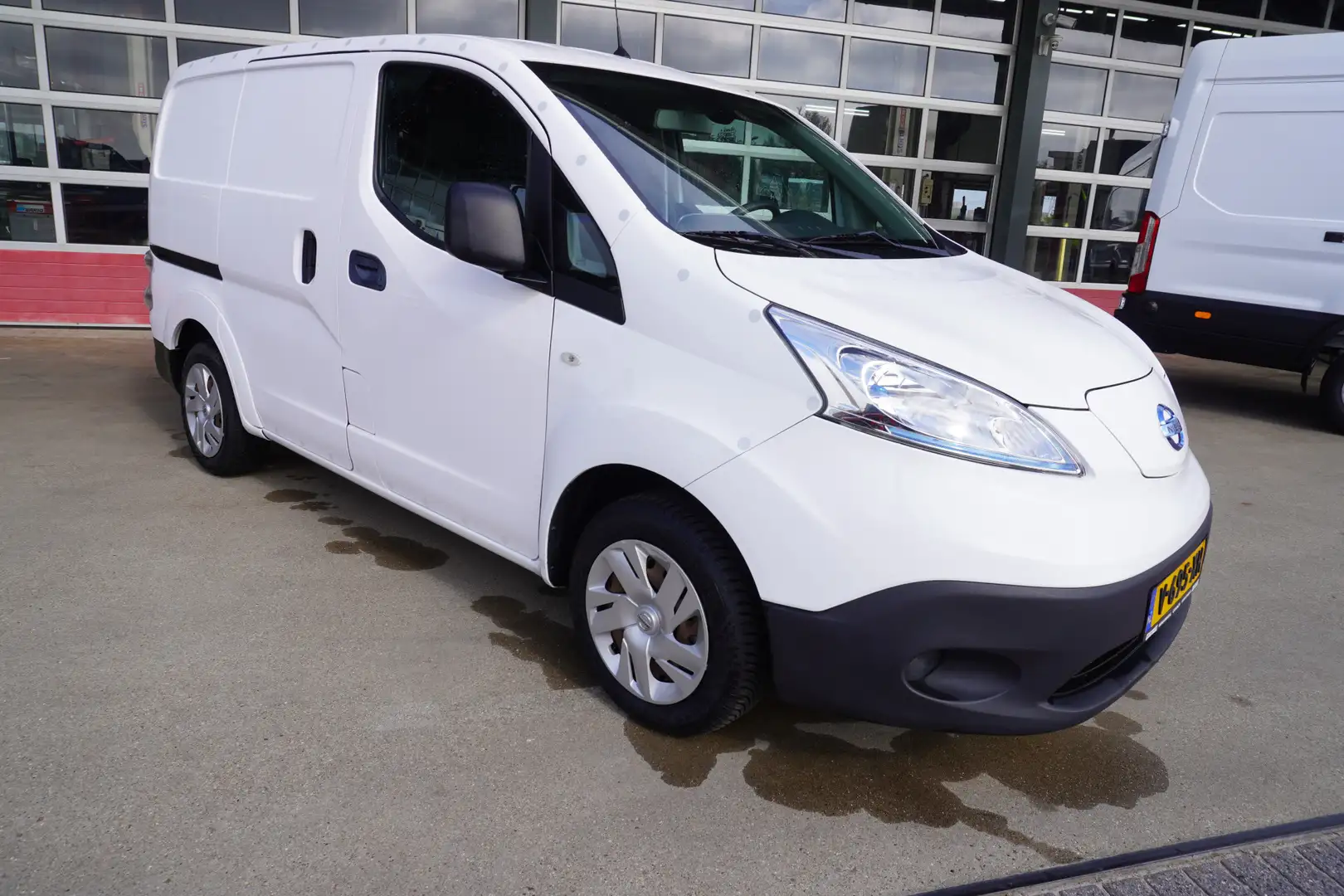 Nissan E-NV200 Business 40 kWh nr. V002 | Airco | Cruise | Camera Weiß - 2