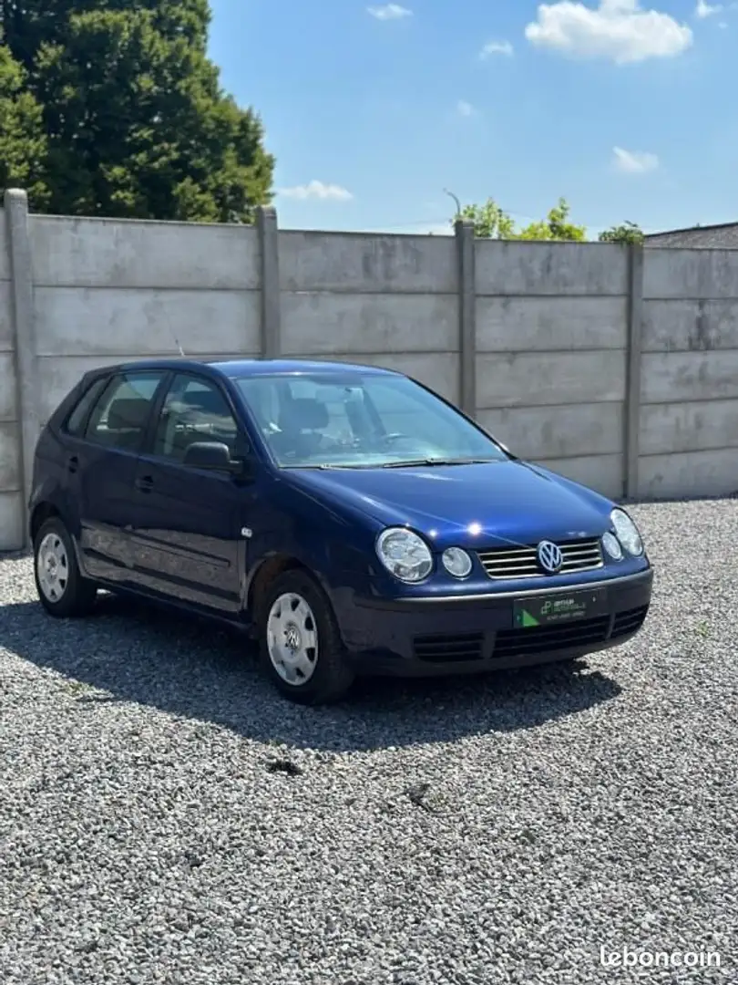 Volkswagen Polo ESSENCE Bleu - 1