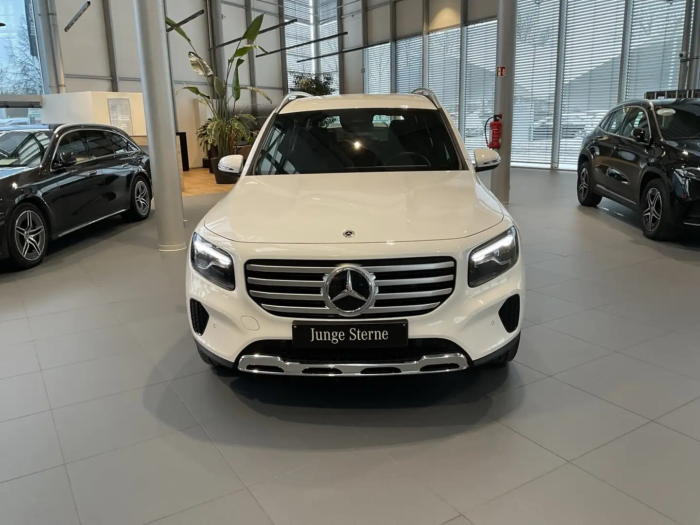 Mercedes-Benz GLB 200 GLB 200 d Progr Multibeam RüKam Distro AHK Keyl Blanc - 2