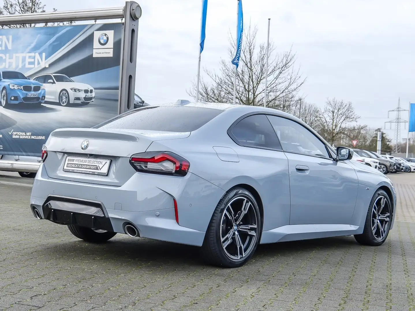 BMW 218 i Coupé M Sport LED Widescreen HiFi PA Komfort Grau - 2