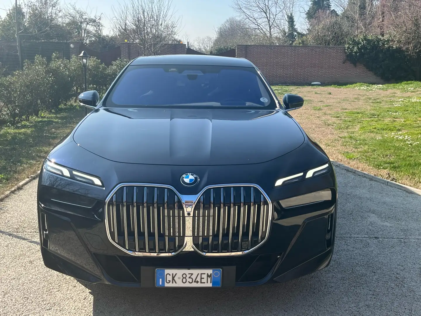 BMW 740 740d mhev xdrive MSport auto - 1