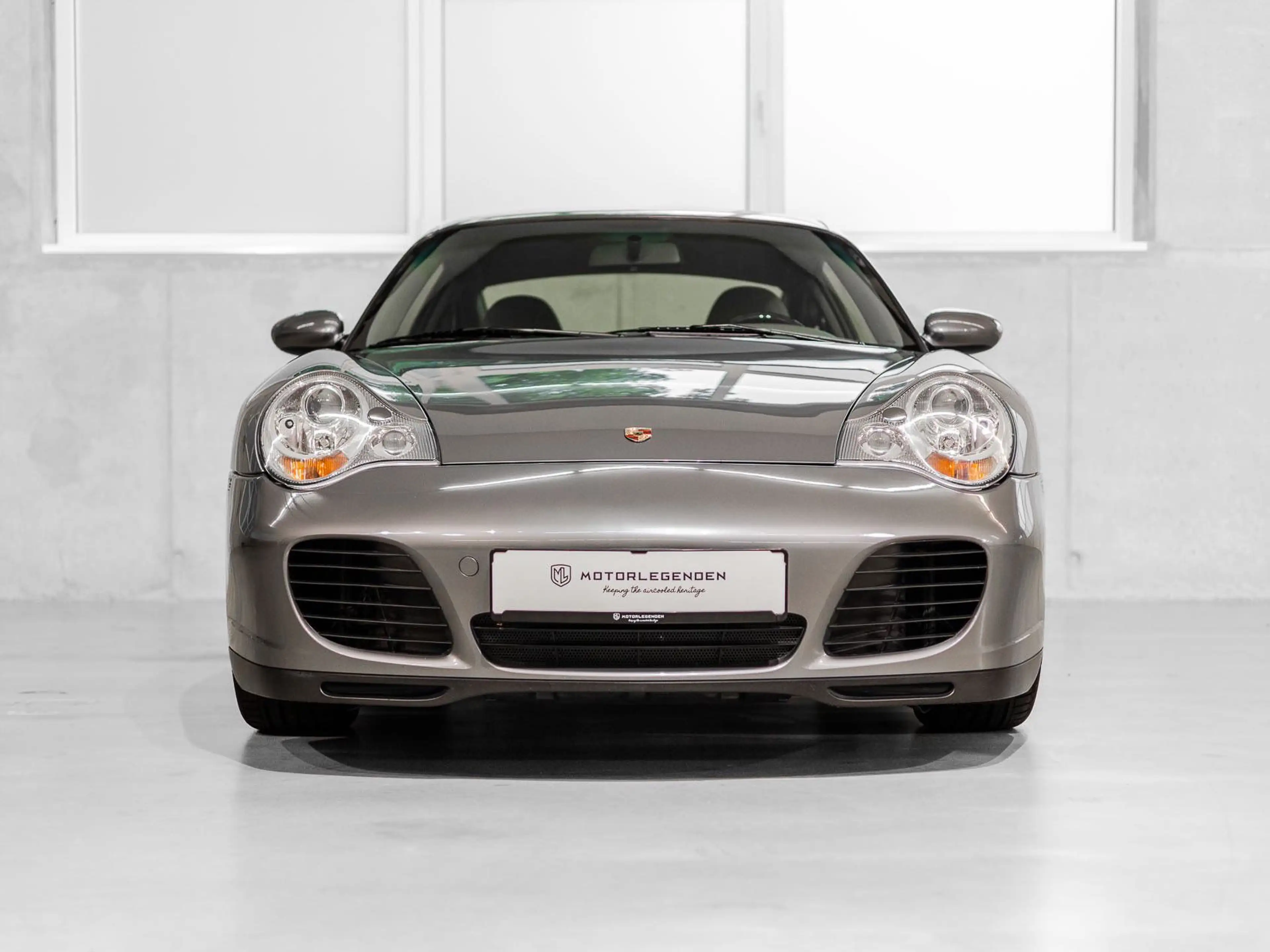 Porsche 996 911 Carrera 4S — photo 5