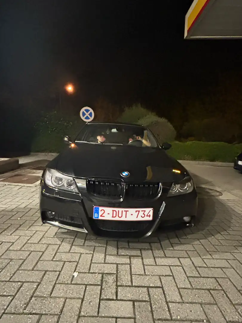 BMW 318 318i M Pakket Zwart - 1