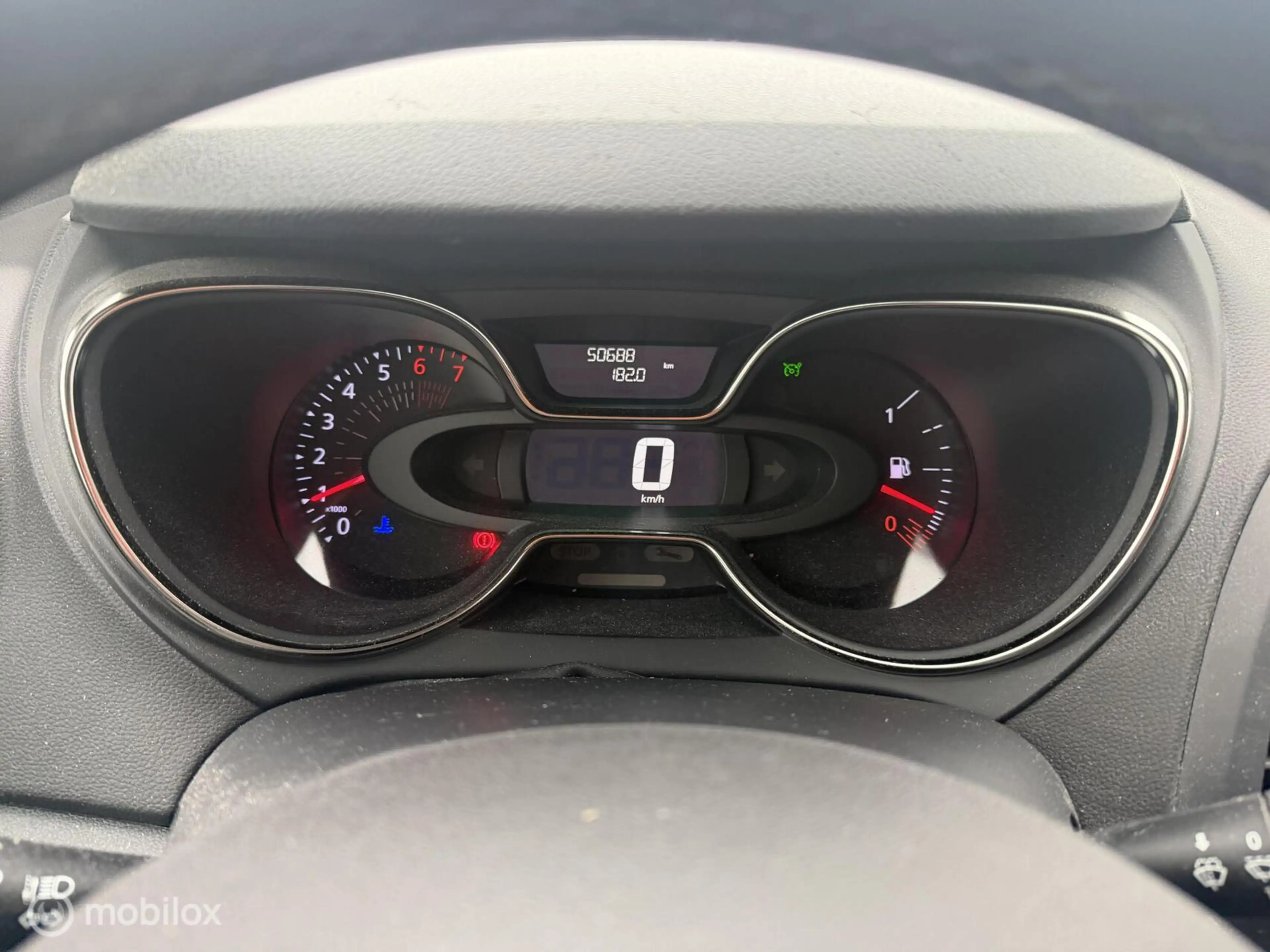 Renault Captur 0.9 TCe Limited — photo 11