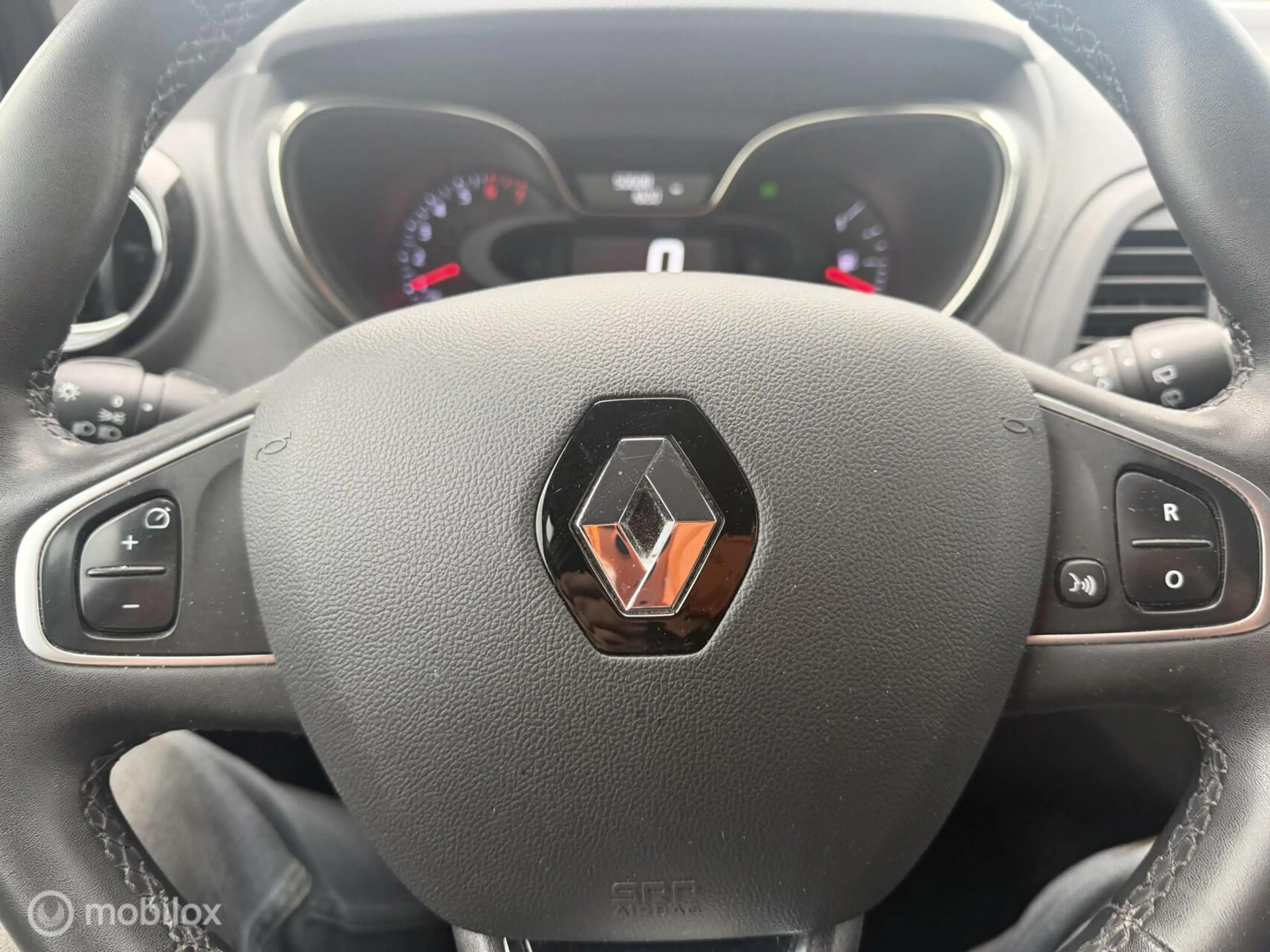 Renault Captur 0.9 TCe Limited — photo 10