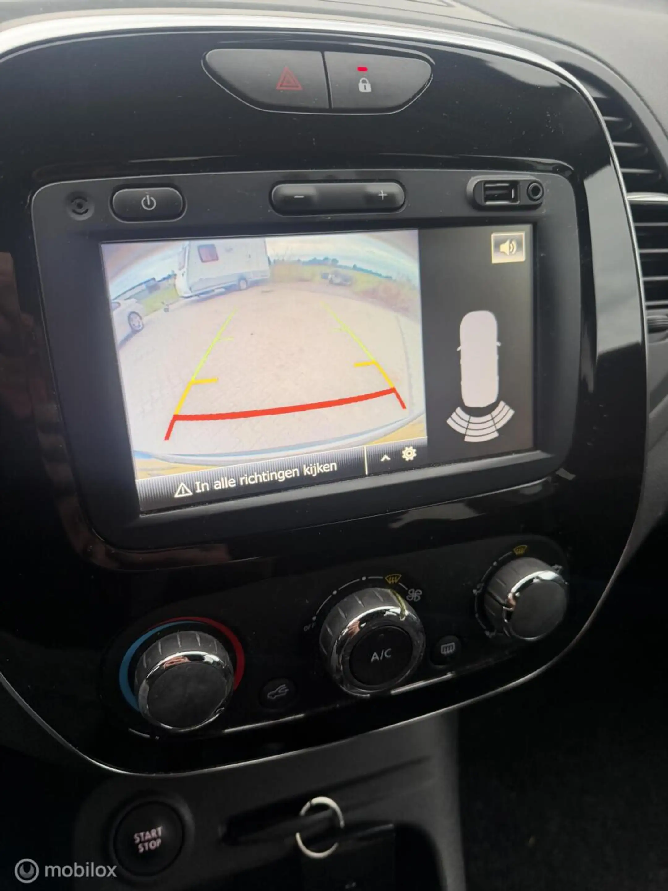 Renault Captur 0.9 TCe Limited — photo 13