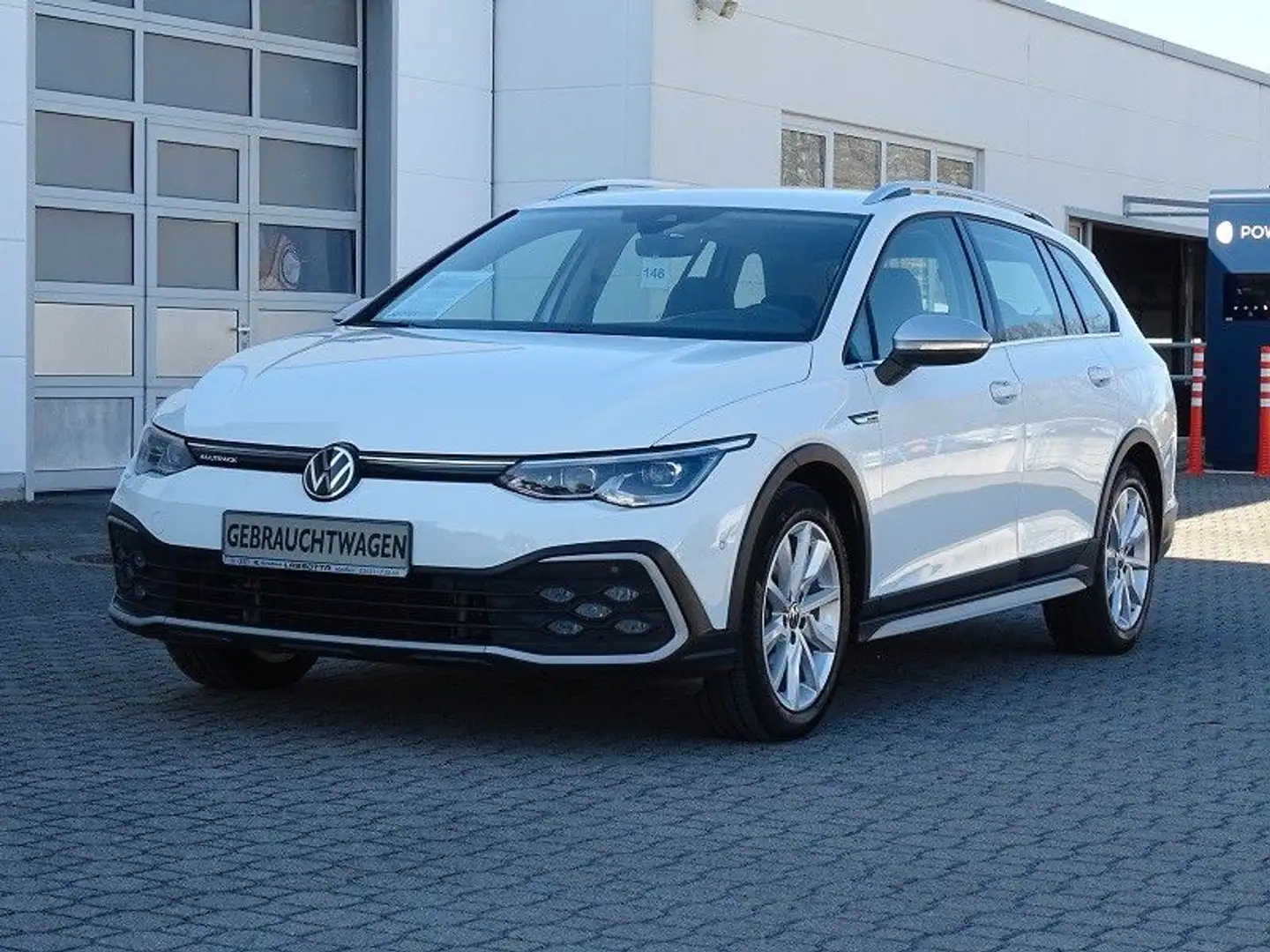Volkswagen Golf Variant 2.0 TDI DSG Alltrack 4Motion / DCC Bílá - 1