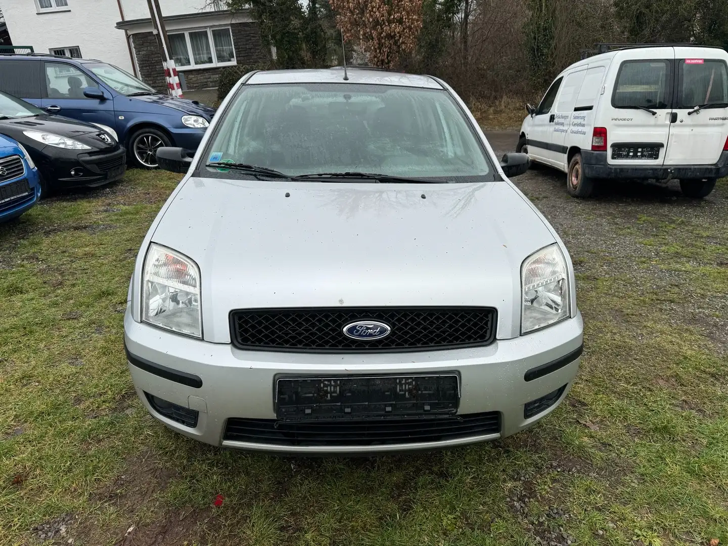 Ford Fusion 1.4 Ambiente tün nei Argent - 2