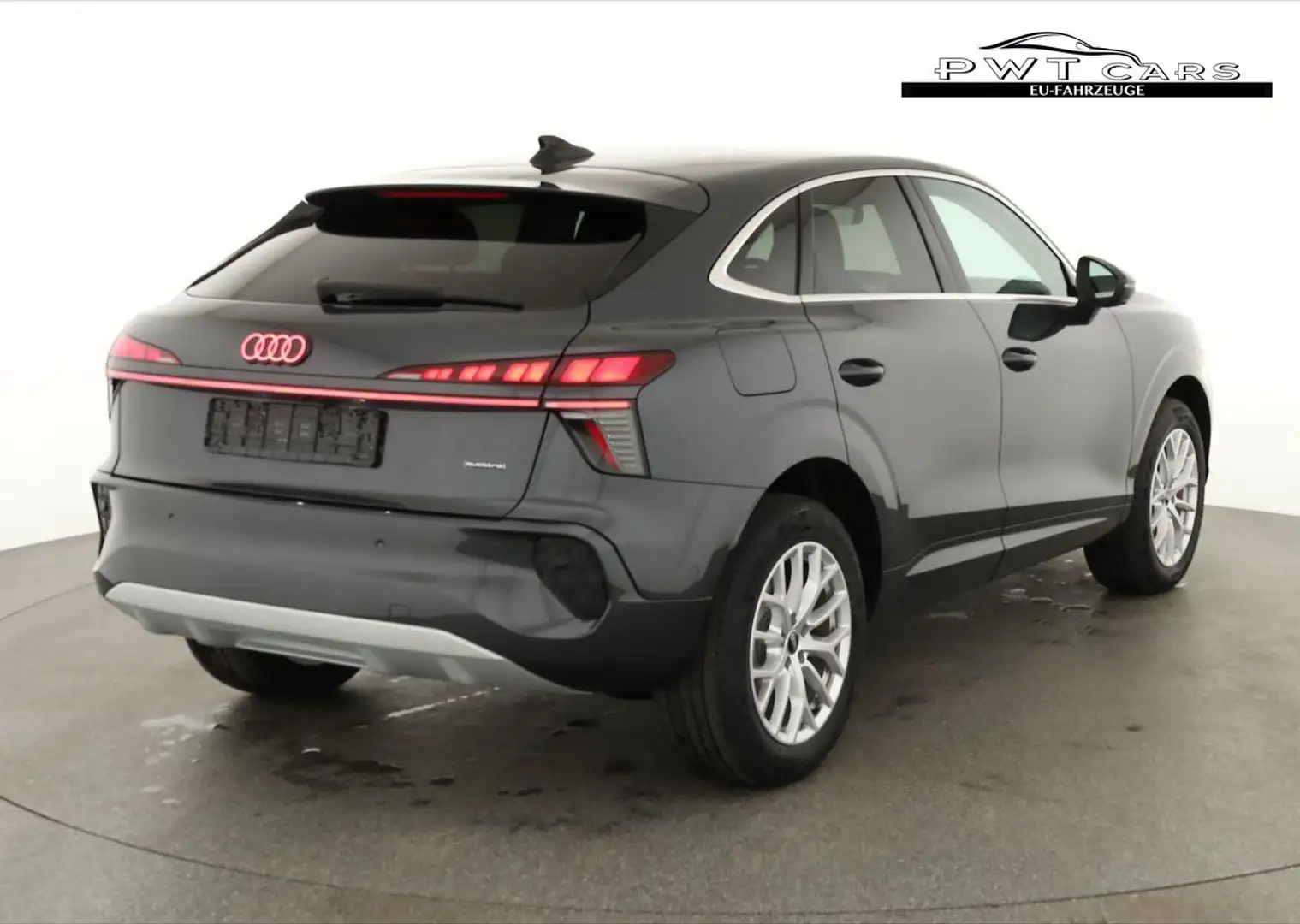 Audi Q3 Sportback TFSI quattro 150 kW quattro, AHK, Nav... Grau - 2
