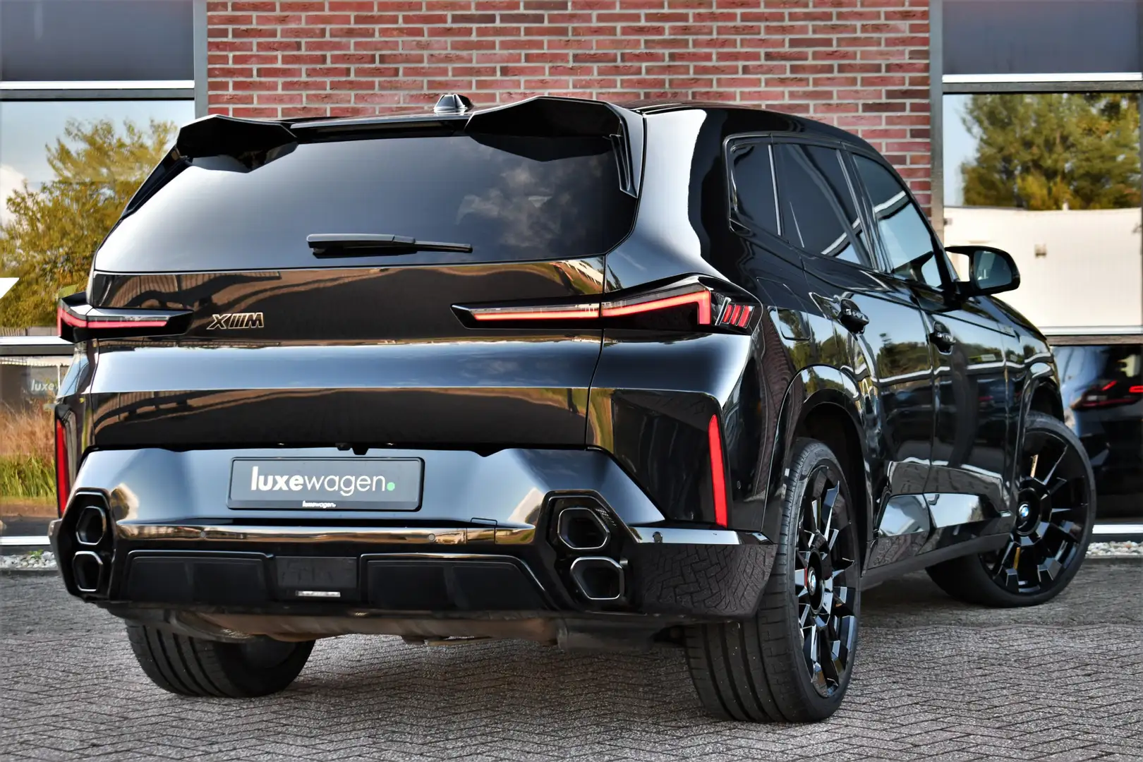 BMW XM V8 650pk 30kWh Trekh 23inch DA-Prof 360 | H/K Zwart - 2