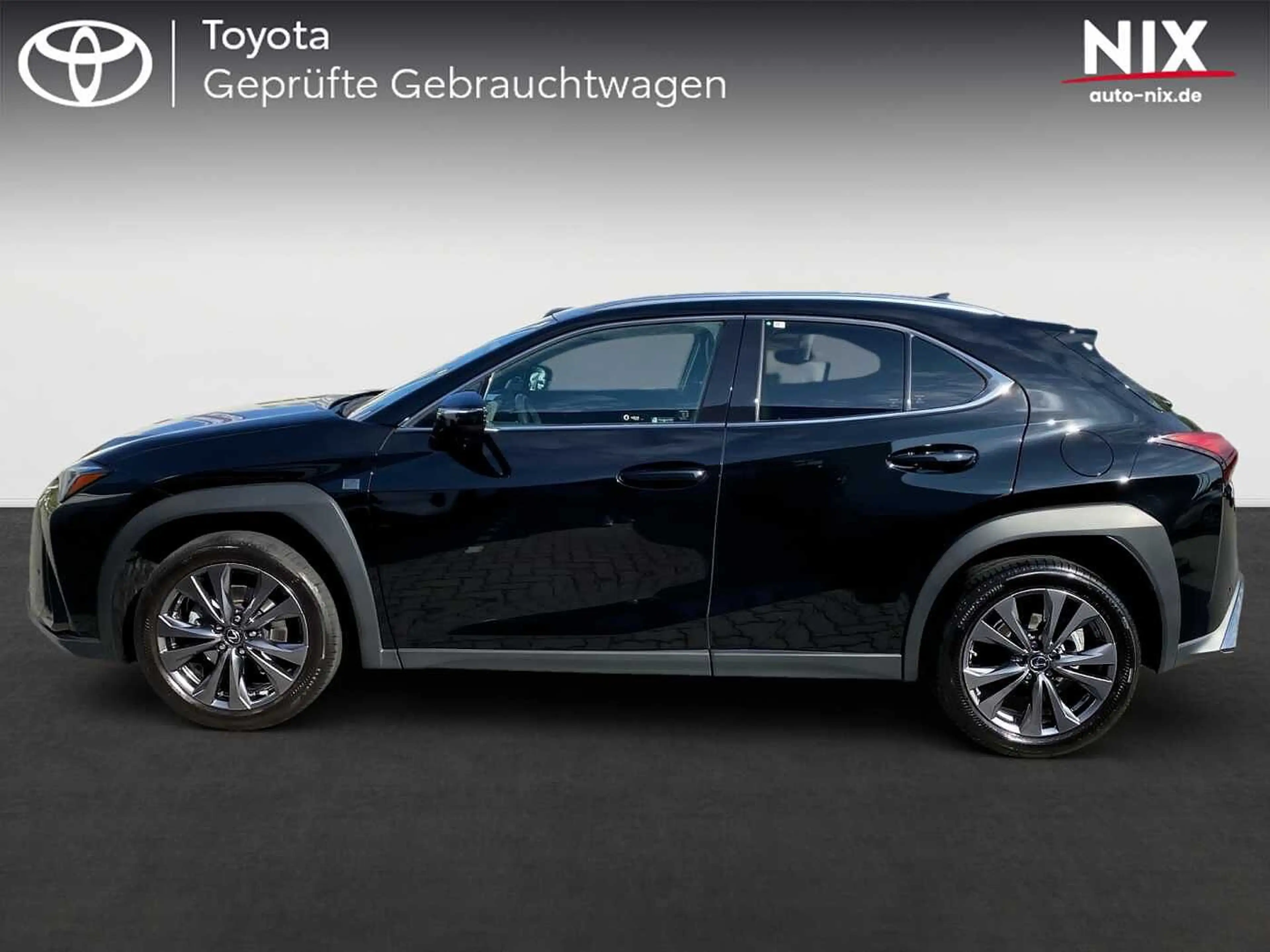 Lexus UX 250h 2.0 Hybrid F-Sport Design — photo 3