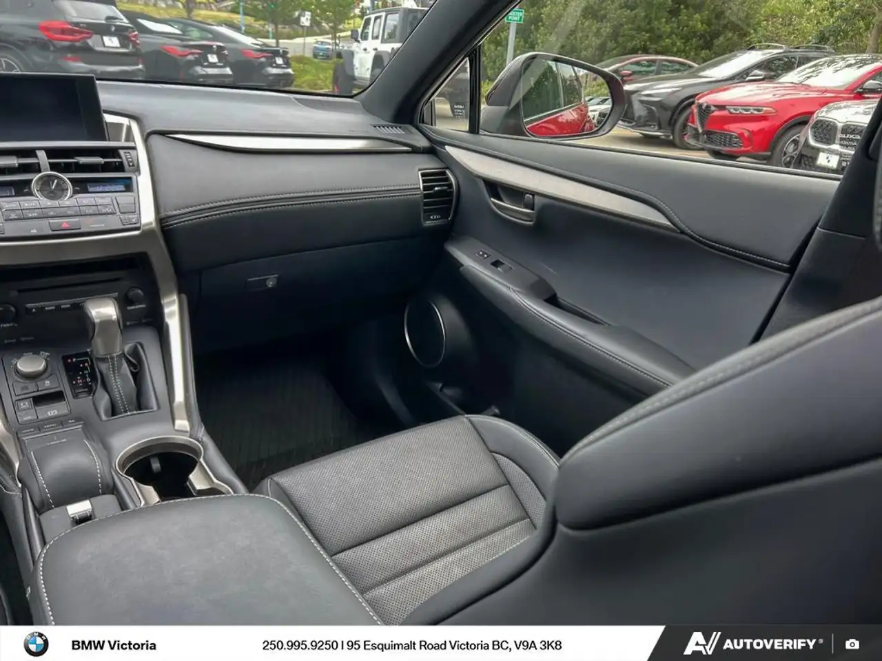 Lexus NX fotografie Lexus NX