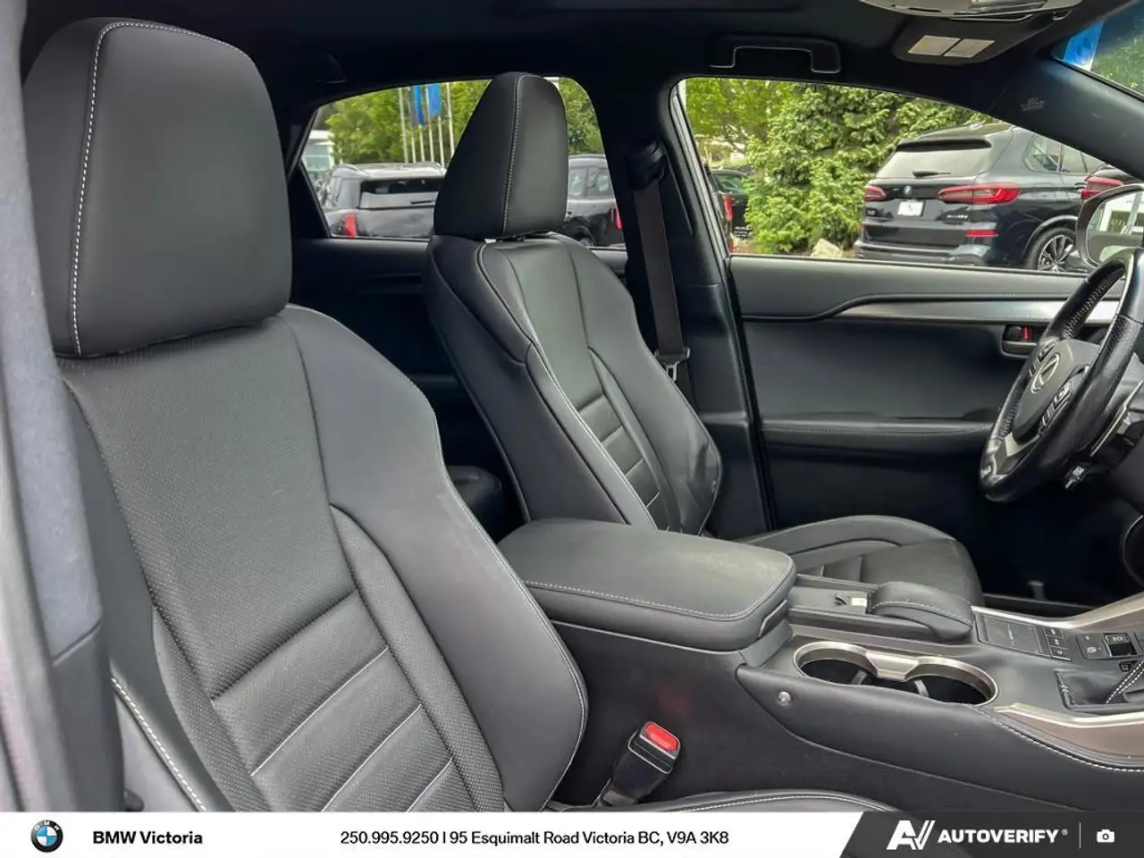 Lexus NX fotografie Lexus NX