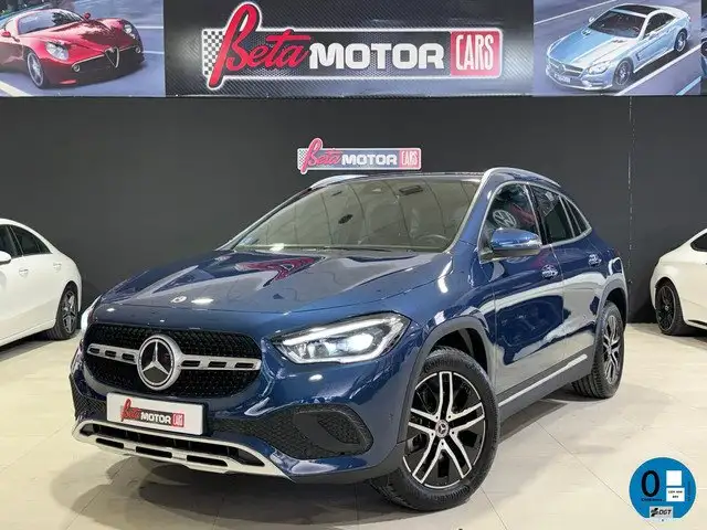 Mercedes-Benz GLA 250 250e