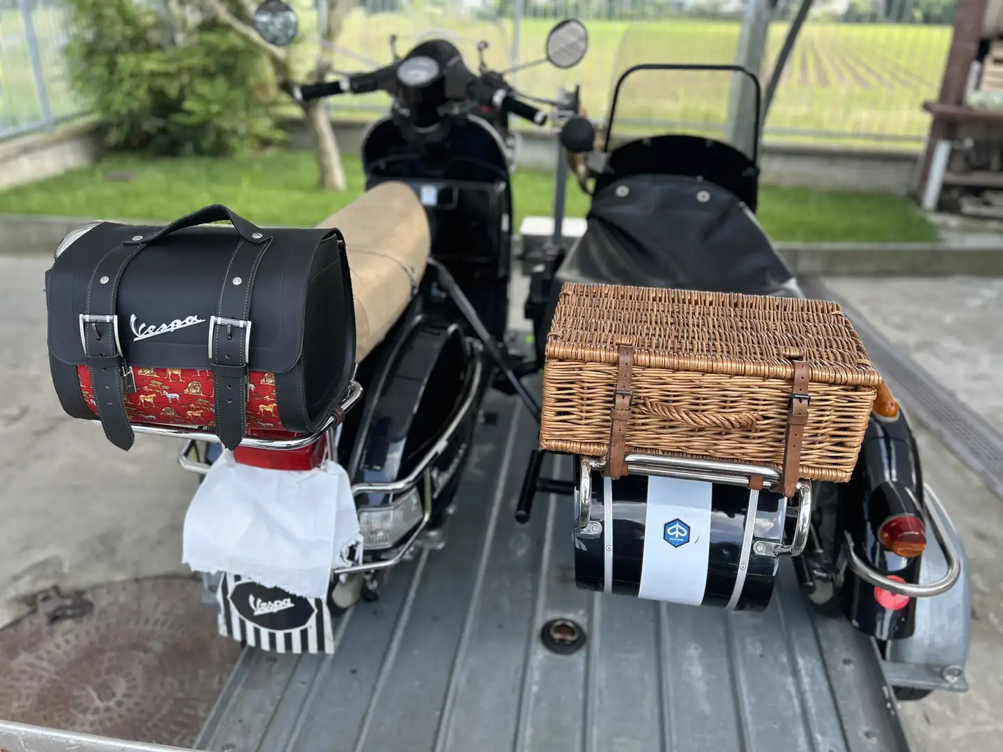 Piaggio PX 150 vespa sidecar Negru - 1