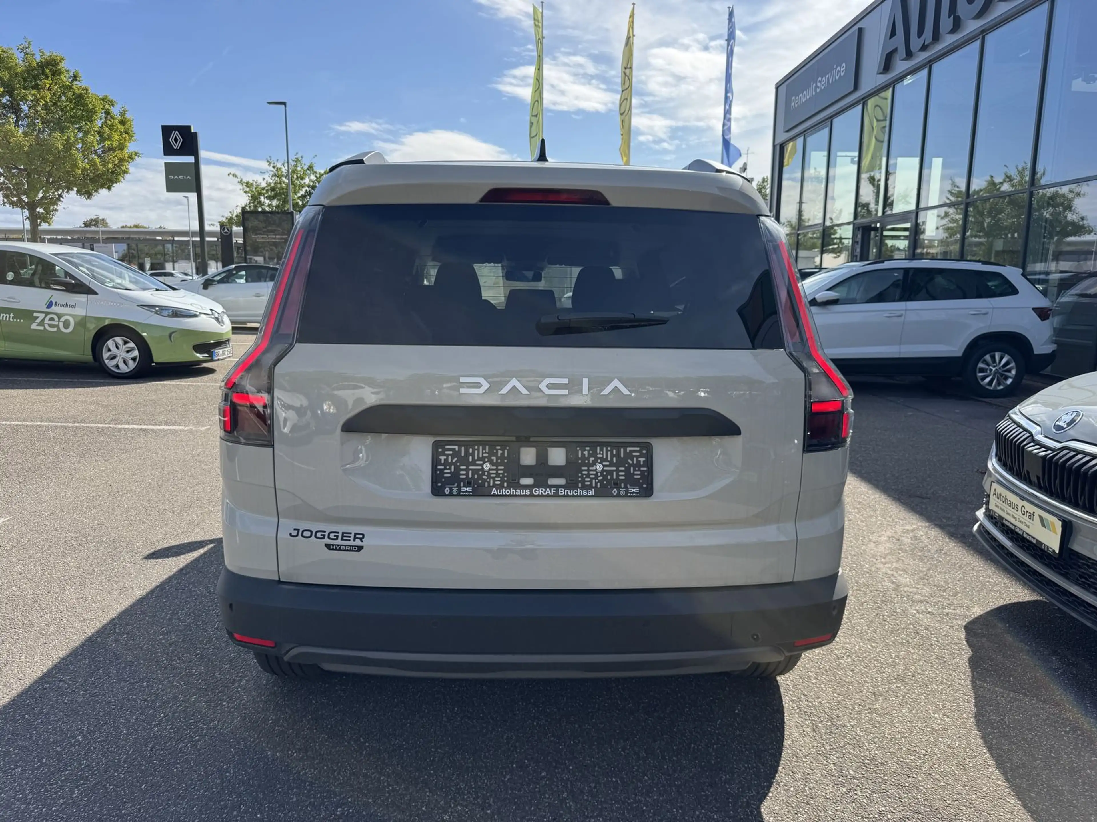 Dacia Jogger Journey hybrid 155*Navi*360°Kamera — photo 6