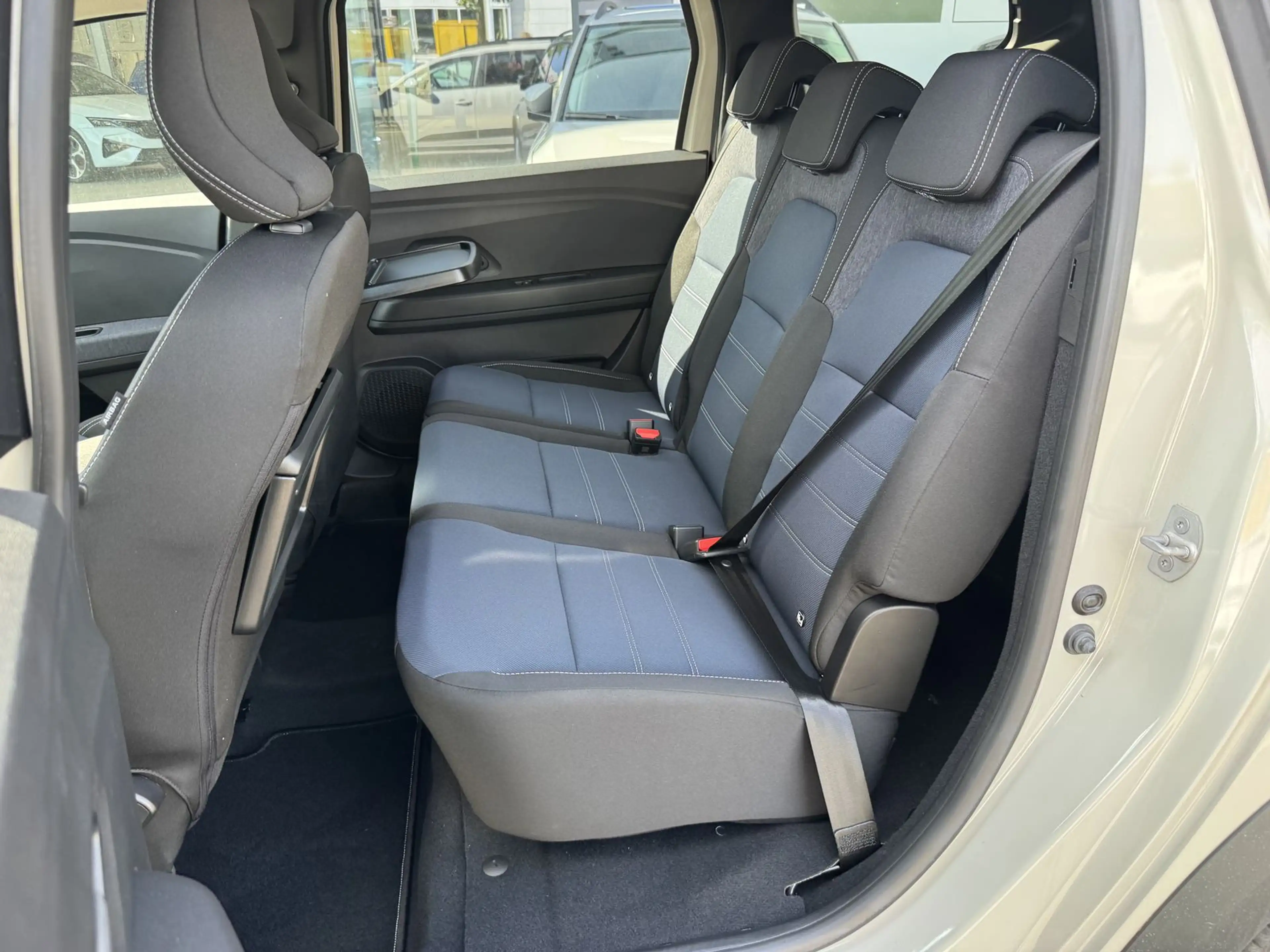 Dacia Jogger Journey hybrid 155*Navi*360°Kamera — photo 9