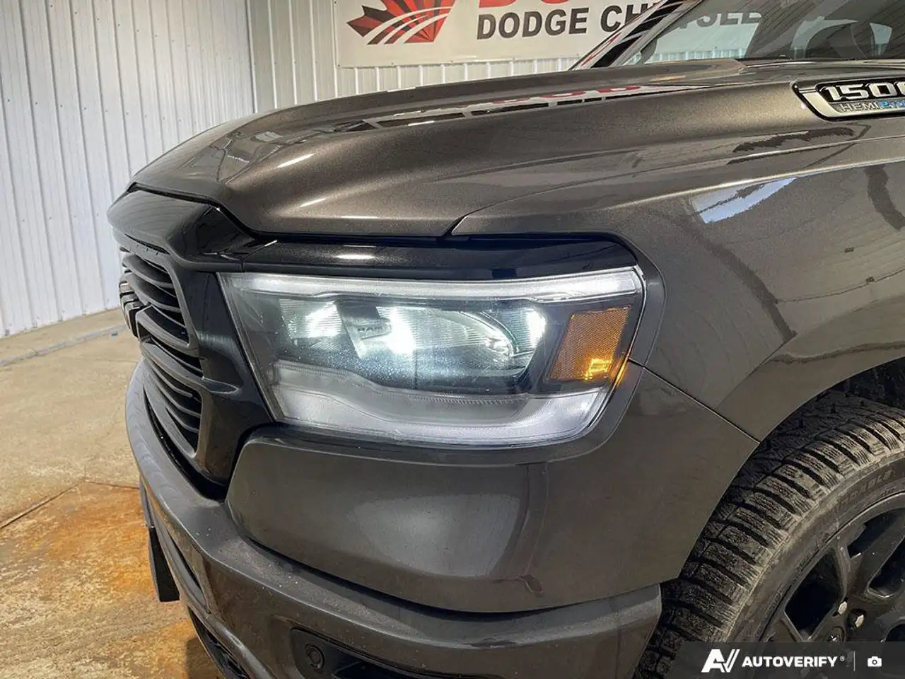 RAM 1500 снимка RAM 1500