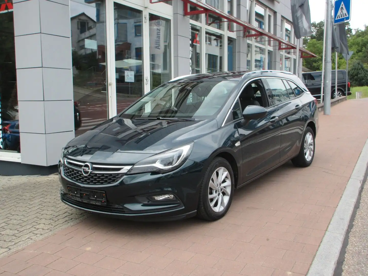 Opel Astra ST 1.4 DITurbo eco Innovation Auto/Navigat Verde - 1