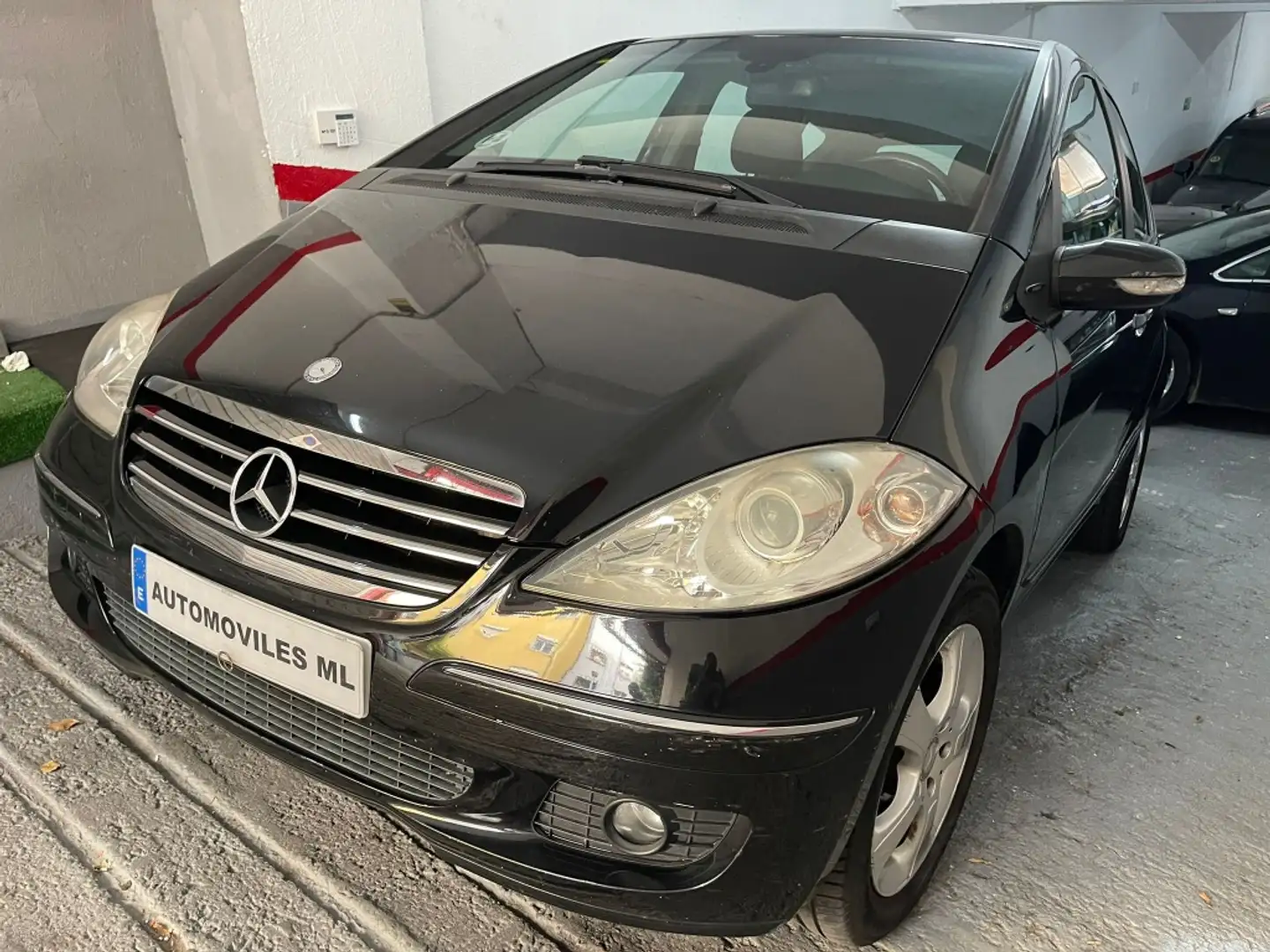 Mercedes-Benz A 180 180CDI Noir - 1