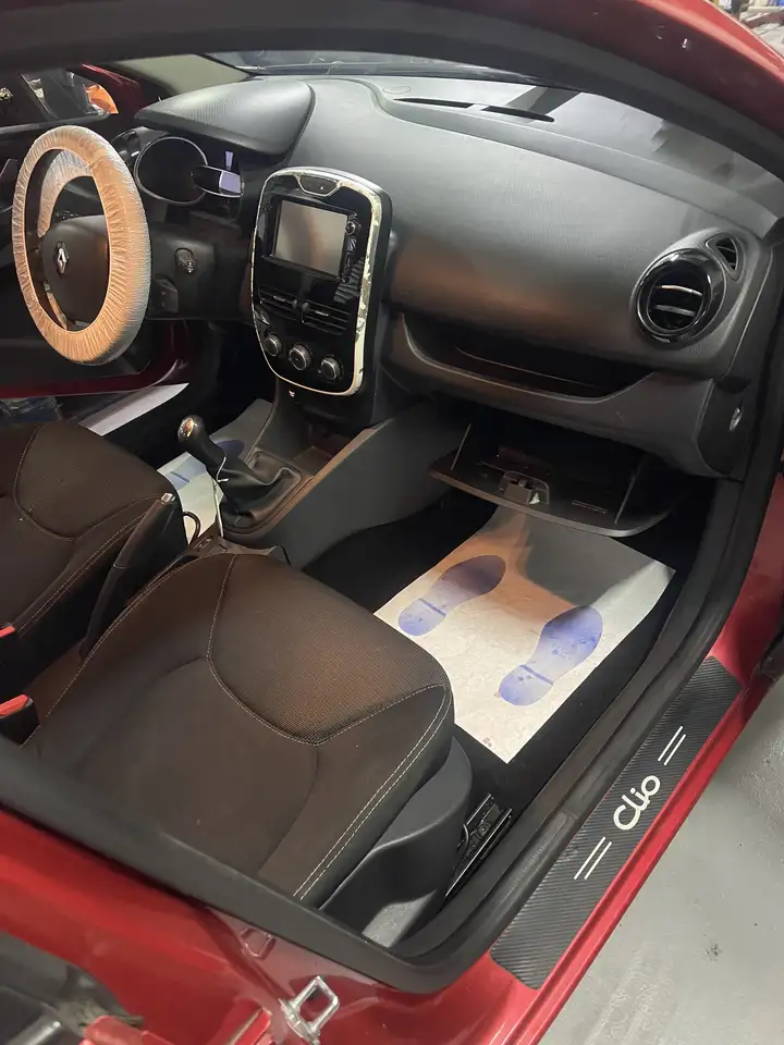 Renault Clio Citadine 5 portes — photo 5