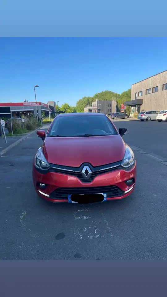 Renault Clio Citadine 5 portes — photo 2