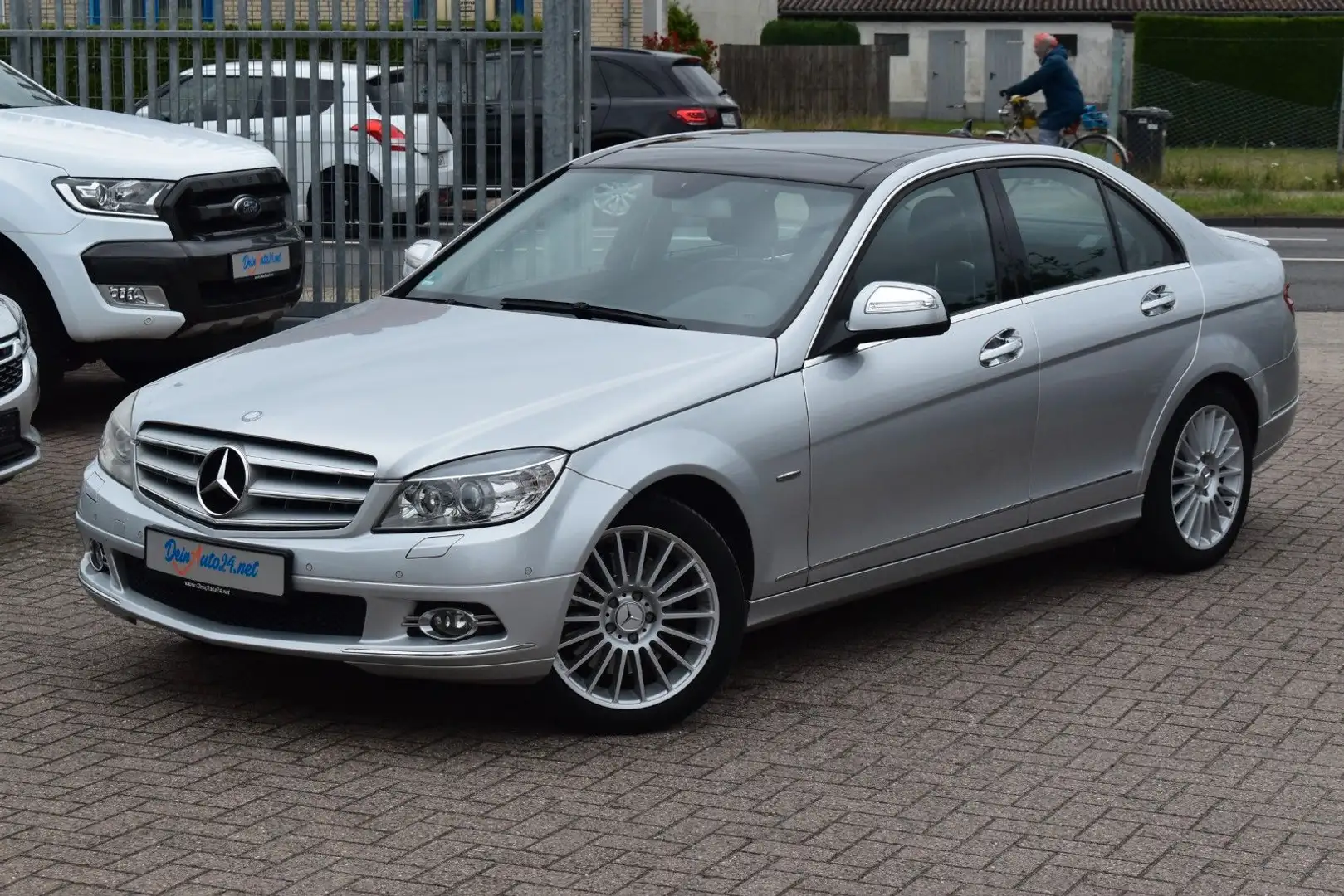 Mercedes-Benz C 350 Lim. AUT.|Bi-Xenon|Leder|Navi|Tempo|Si-Hzg Silber - 1