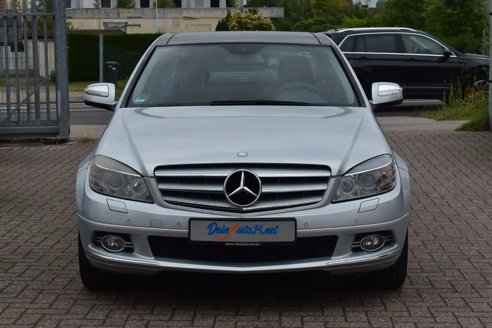 Mercedes-Benz C 350 Lim. AUT.|Bi-Xenon|Leder|Navi|Tempo|Si-Hzg Silber - 2