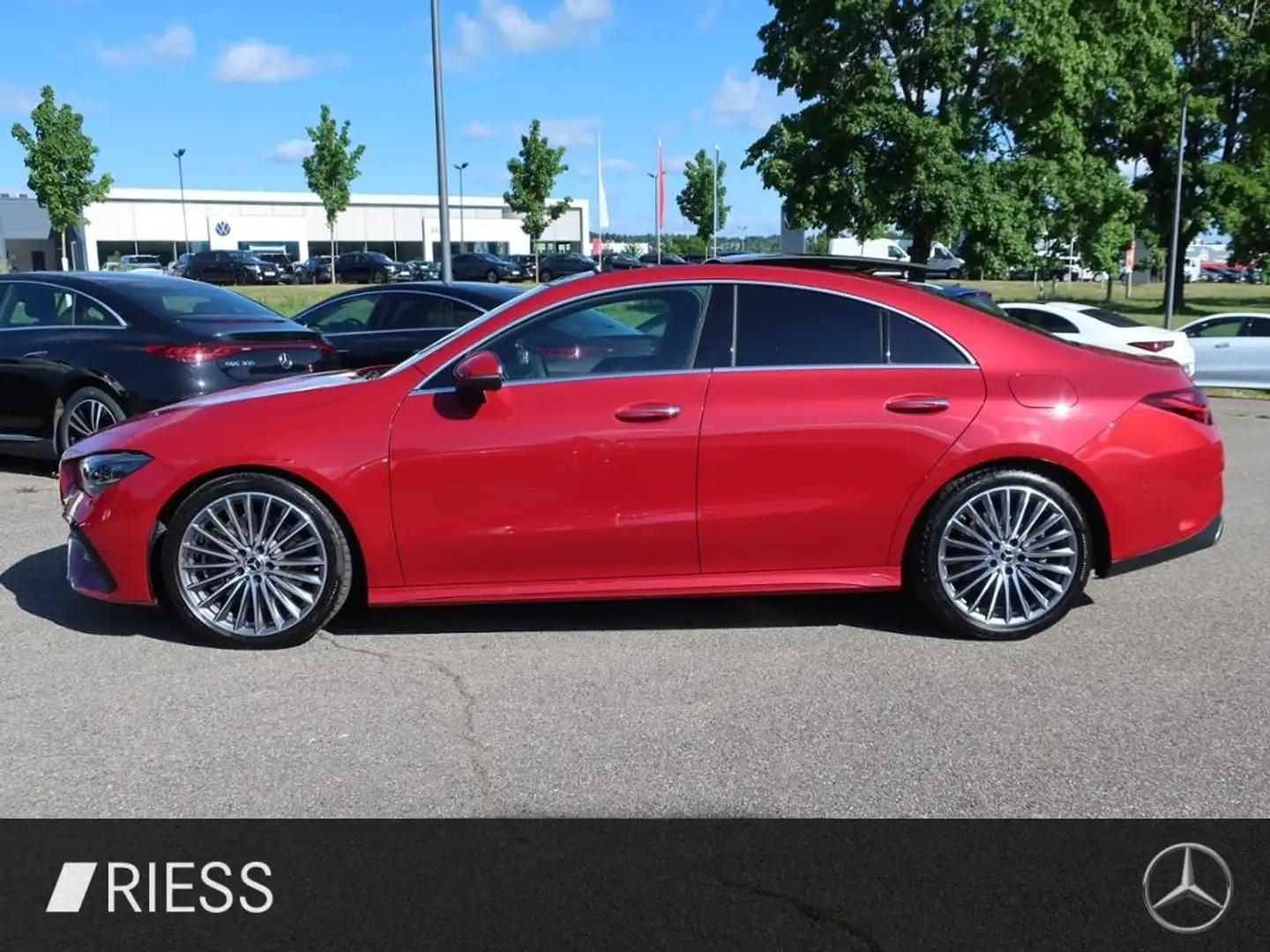 Mercedes-Benz CLA 250 4M Cp AMG SPORT PANO BURM MULTIB WINTER Rood - 2
