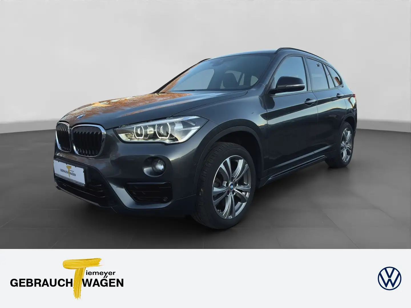 BMW X1 xDrive 20 i SPORT LINE AHK BUSINESS PDC Grau - 1