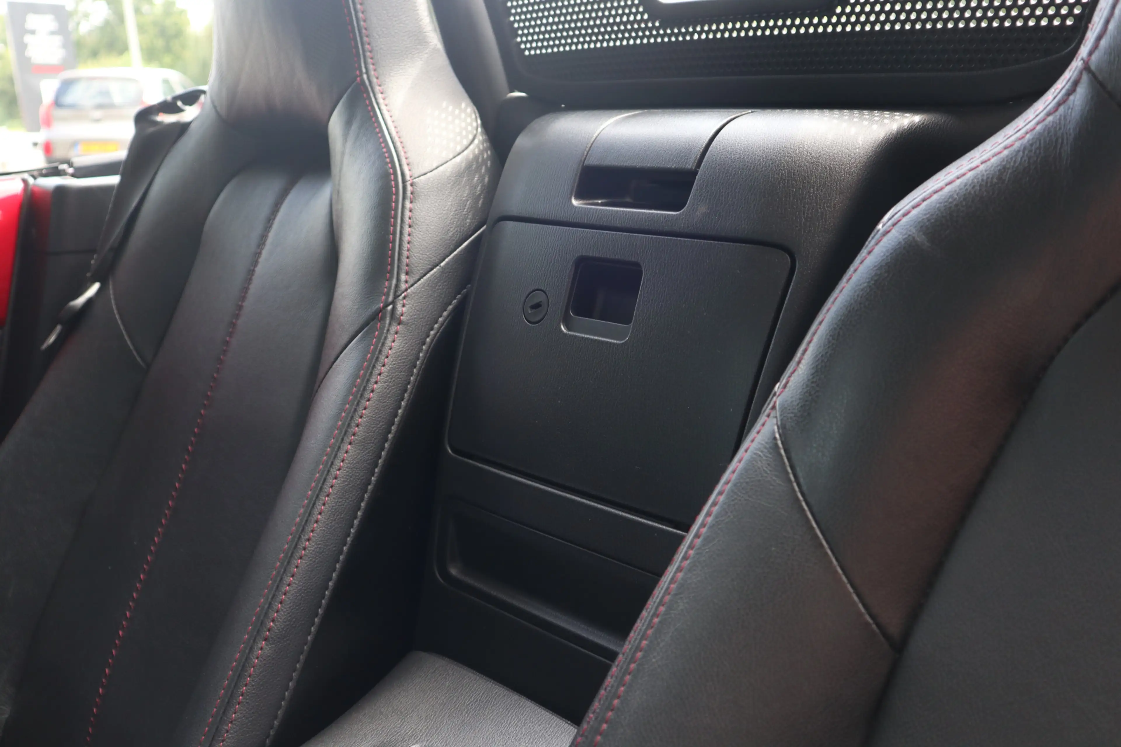 Mazda MX-5 2.0 SkyActiv-G 160 GT-M — photo 23