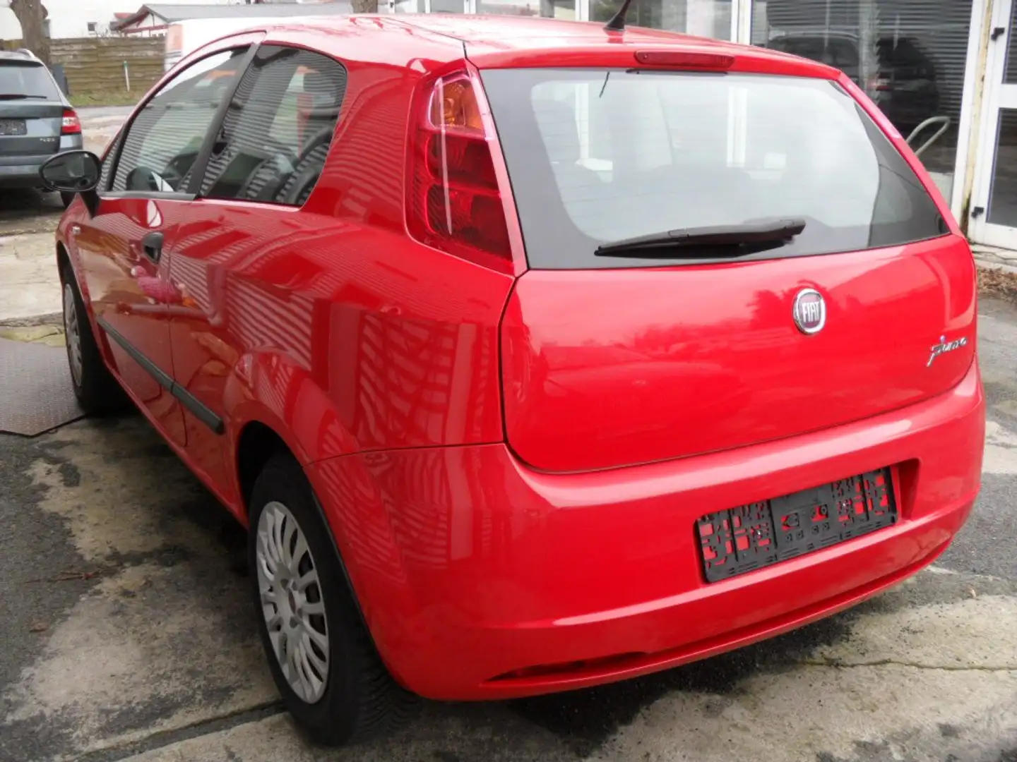 Fiat Grande Punto 1.2 8V Active Red - 2