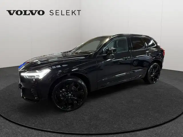 Volvo XC60 B5 Ultra Black Edition / Essence