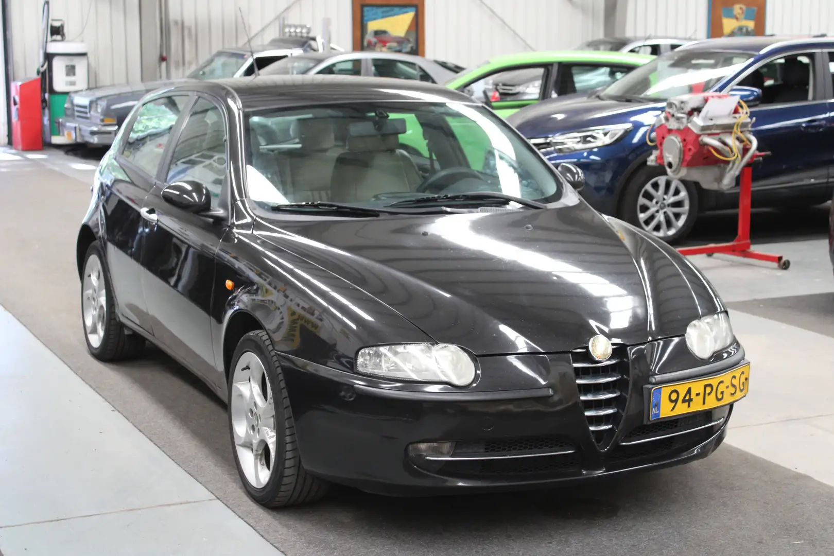 Alfa Romeo 147 1.6 T.Spark Impression Airco, Lederen bekleding, S Czarny - 2